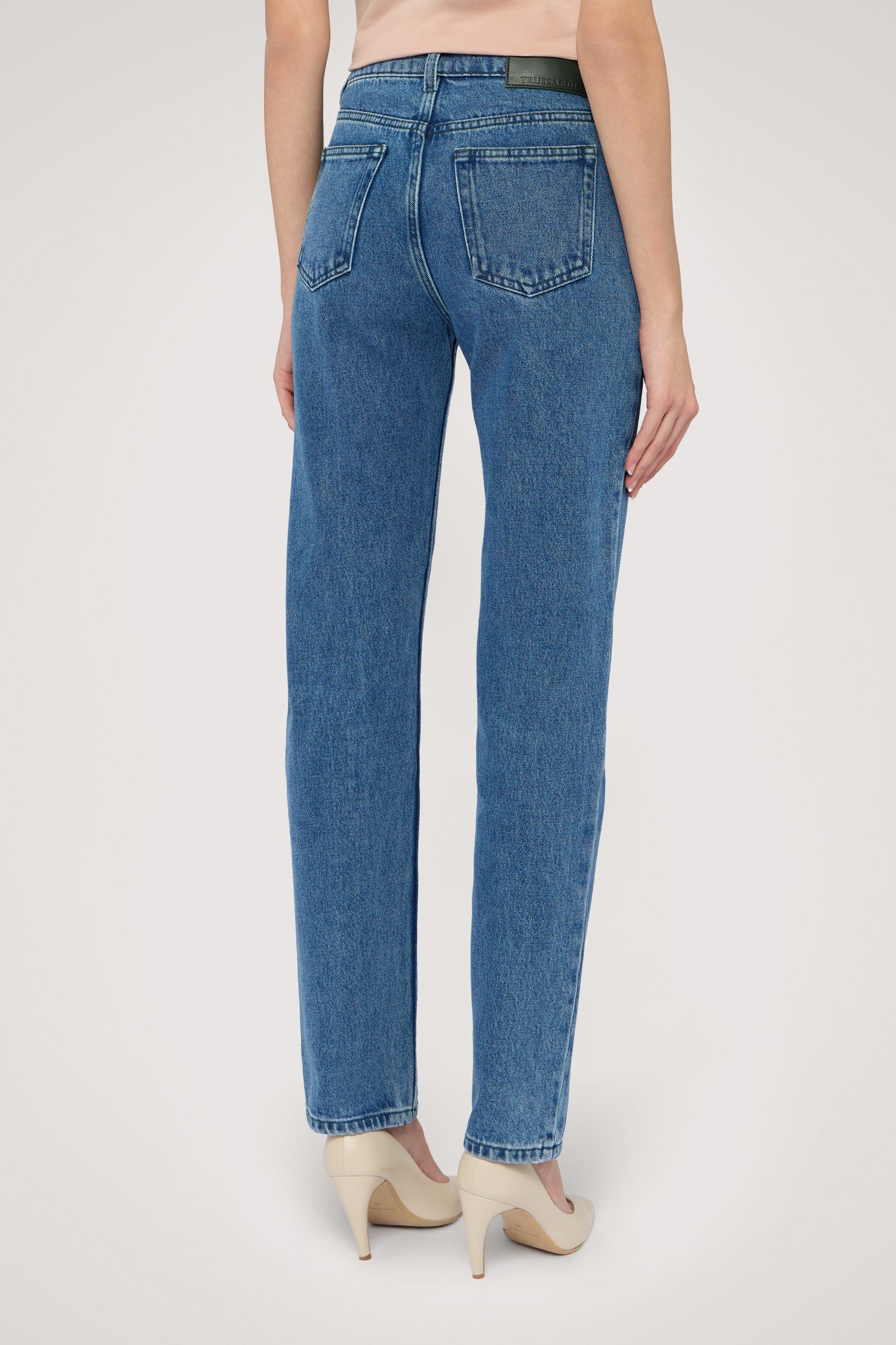 Jeans Straight 190 ESSENTIAL in denim stonewashed 2|661a6aca27b3b2d1d31c0a91a608c2d5e35bb52033962be4ca91b1294563fe56