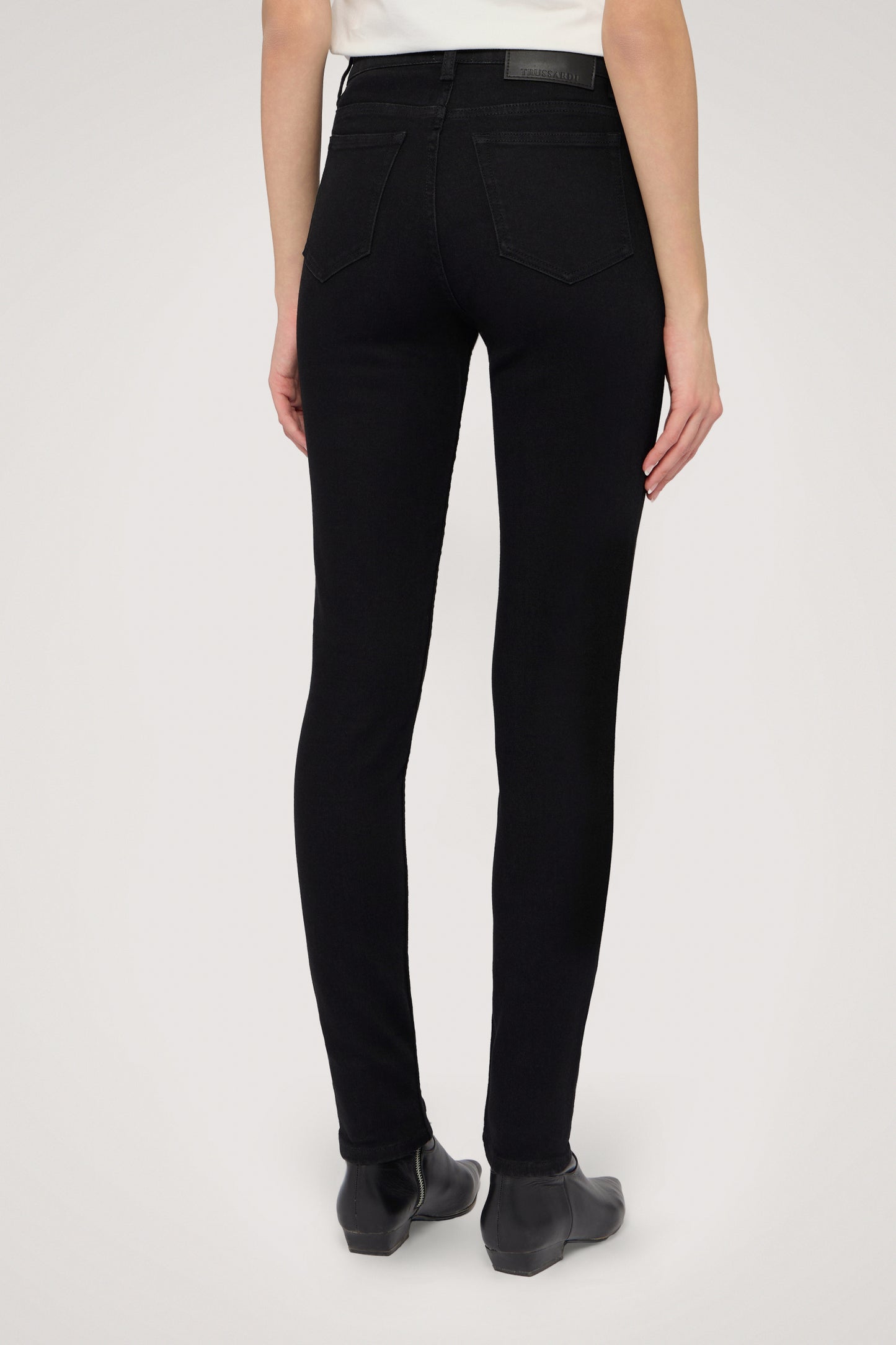 Jeans Skinny 105 in denim rinse 2|78c0ccfbf9eaa813fa0d9d216f7d589faf1e106d1e7ab394fbd6999c581a7911