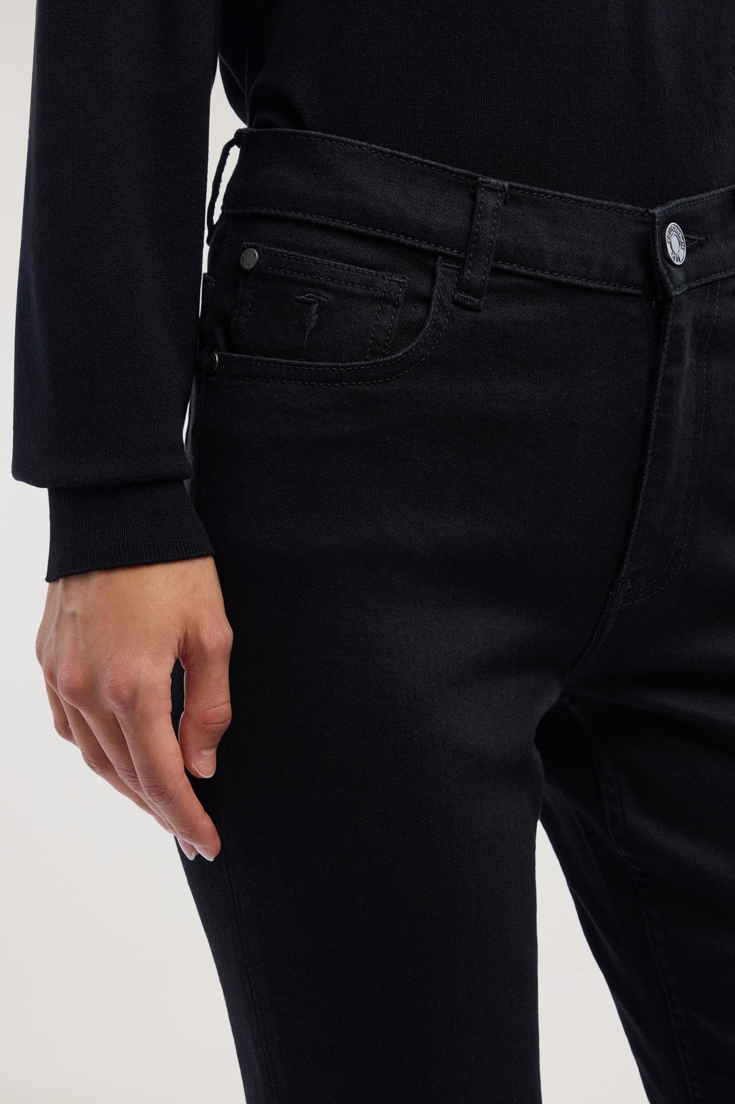 105 Skinny - Jeans in Denim Rinse 1|051c44814a1cc2fc3e5c840dce5df8d3980d40657318ce37bd742bc5c847e78c
