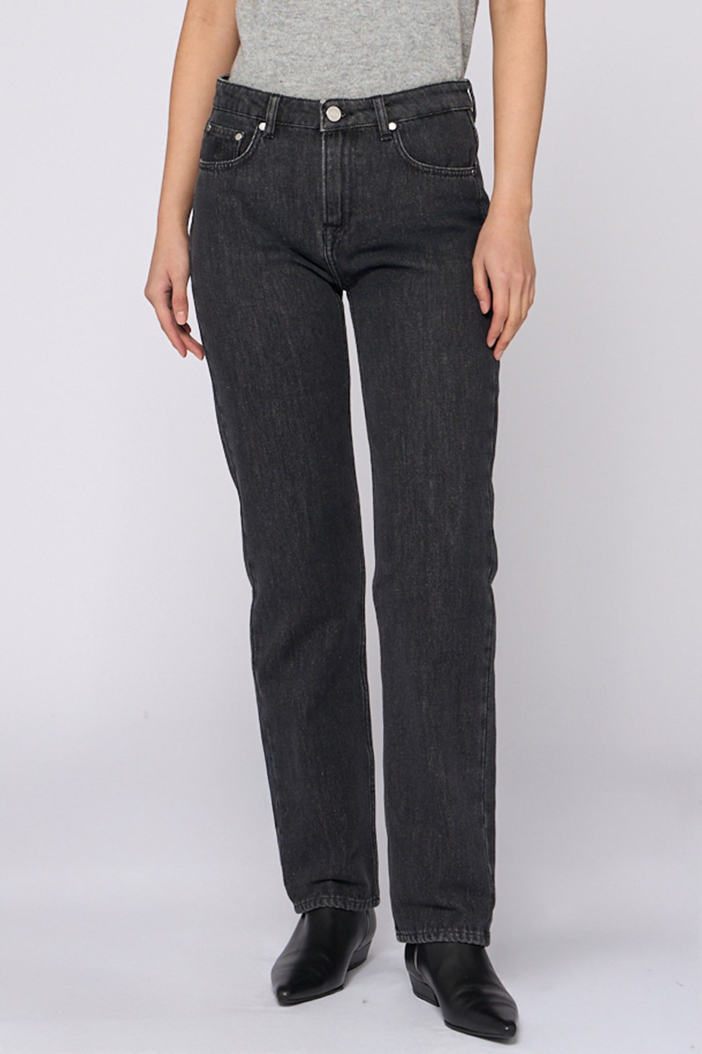 Jeans The Essential Straight 190 in denim stonewashed 1|bd635639b7ba61862286e9bf8fa37a83e61ab23743f789033e1638778453c1d8