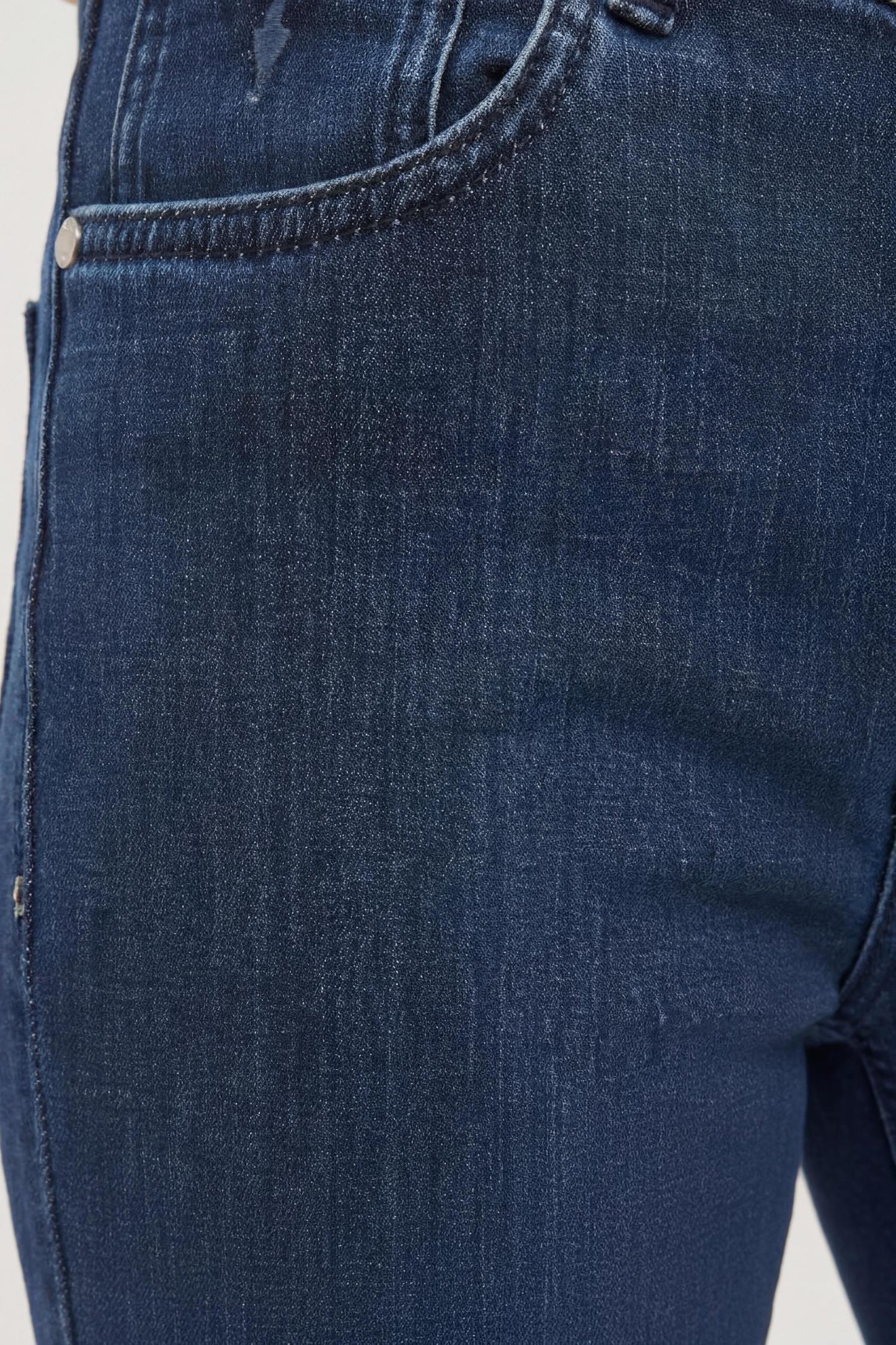130 Slim – Jeans in Denim Comfort 6|43675dce4f6a398378ef9e10e729ac9cde2b759751eee0e56ec6e450f2ce5c55