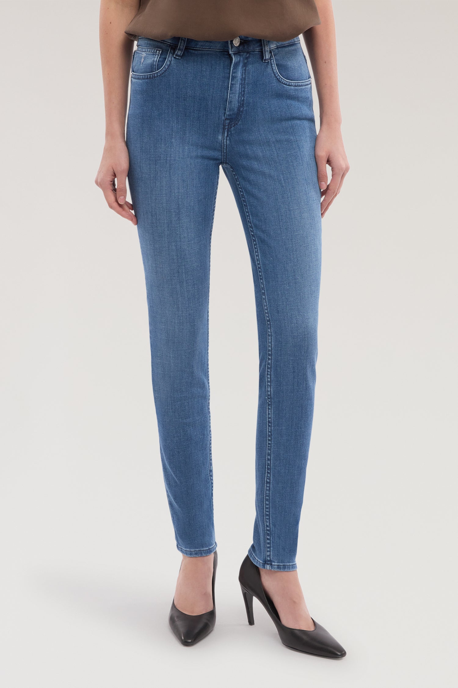 105 Skinny – Jeans in Denim Comfort 1|105d47e0ac5e8f5647616c1fa0dd2a3628ae0bf41ee09e3ee14fc9da9b438d4a