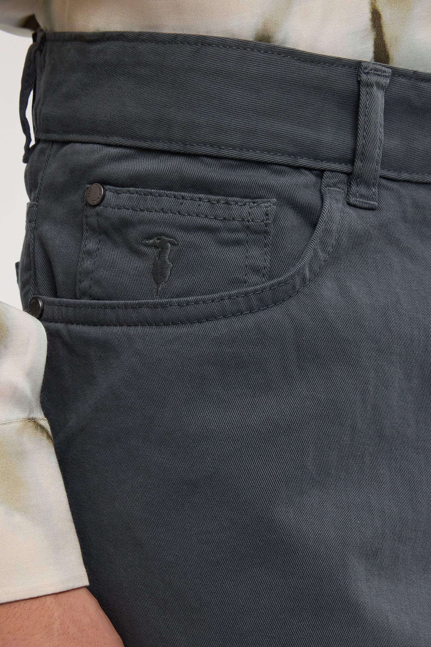 5 tasche 370 Close in gabardina stretch 1|b6ba68b8507a215a1c55e4b510065a4f6d5c0e5361a6ec3c57f4b8950ff2c7d8