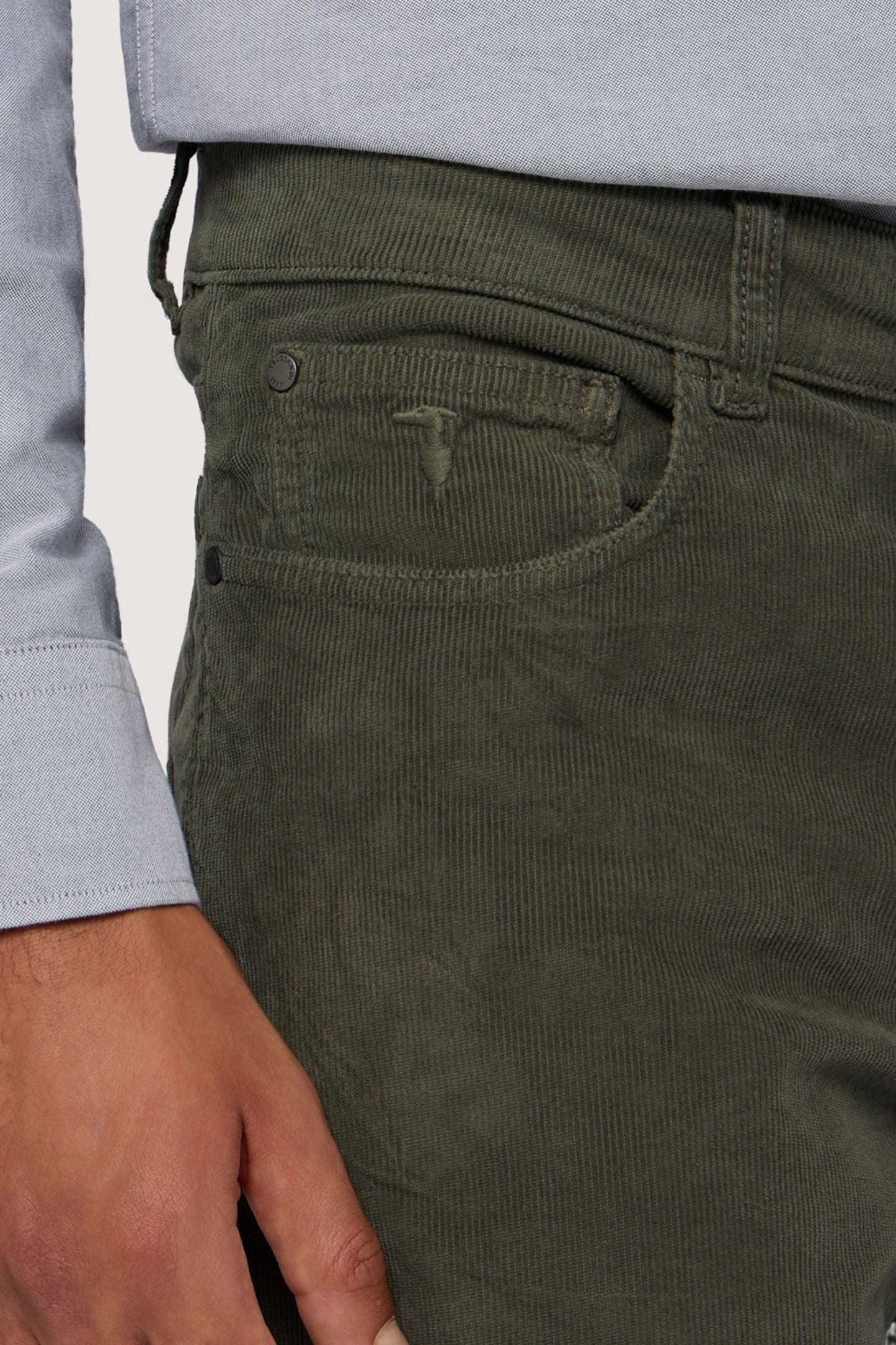 5 tasche 370 Close slim fit in corduroy 3|3fbcc0bbf6b6f70d1fb134e738752d6627f1352f1df02a0d7251c7de16e1d2a2