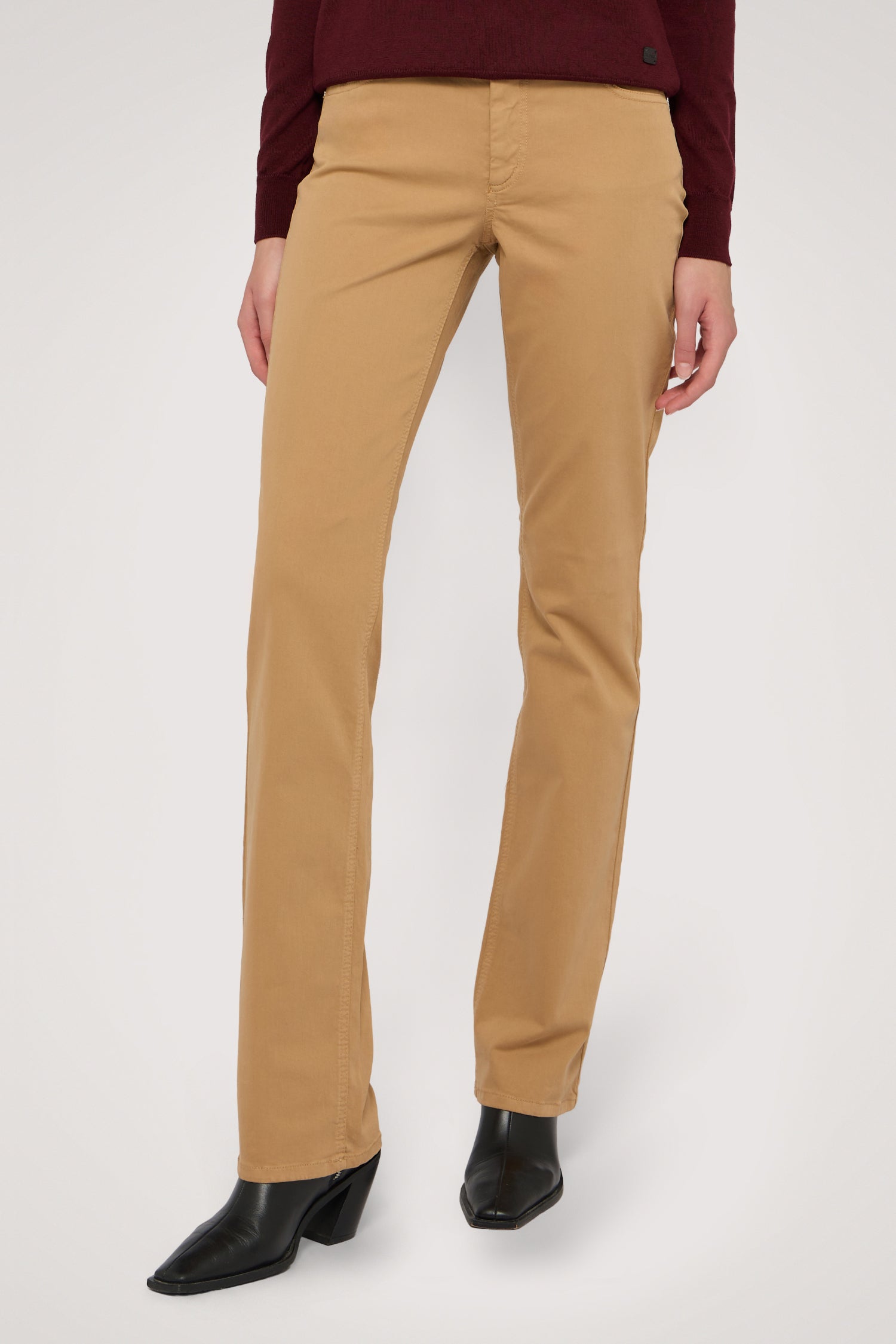 5 tasche 130 slim fit in gabardina stretch 1|ab79afa3ba6e13413f350c0272feaf652c61213c76a4524f3ef81f6ed6378499