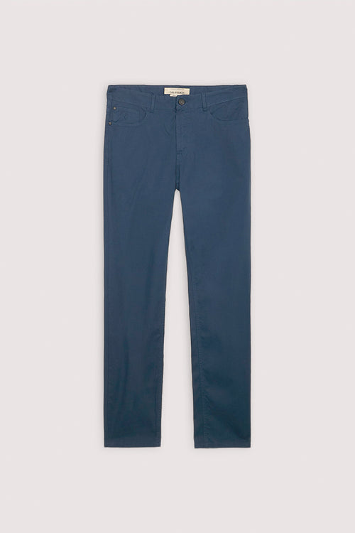 Slim fit