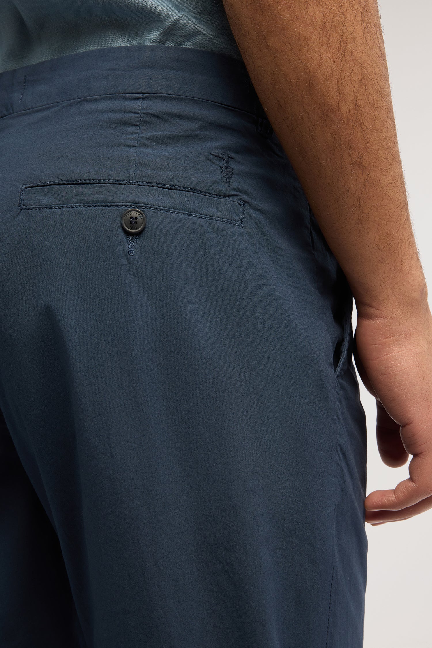 Chino Aviator 301 slim fit in popeline 3|c055050b68447d3dec00d6fe83e26df714813e054f88047f526156332f459d4f