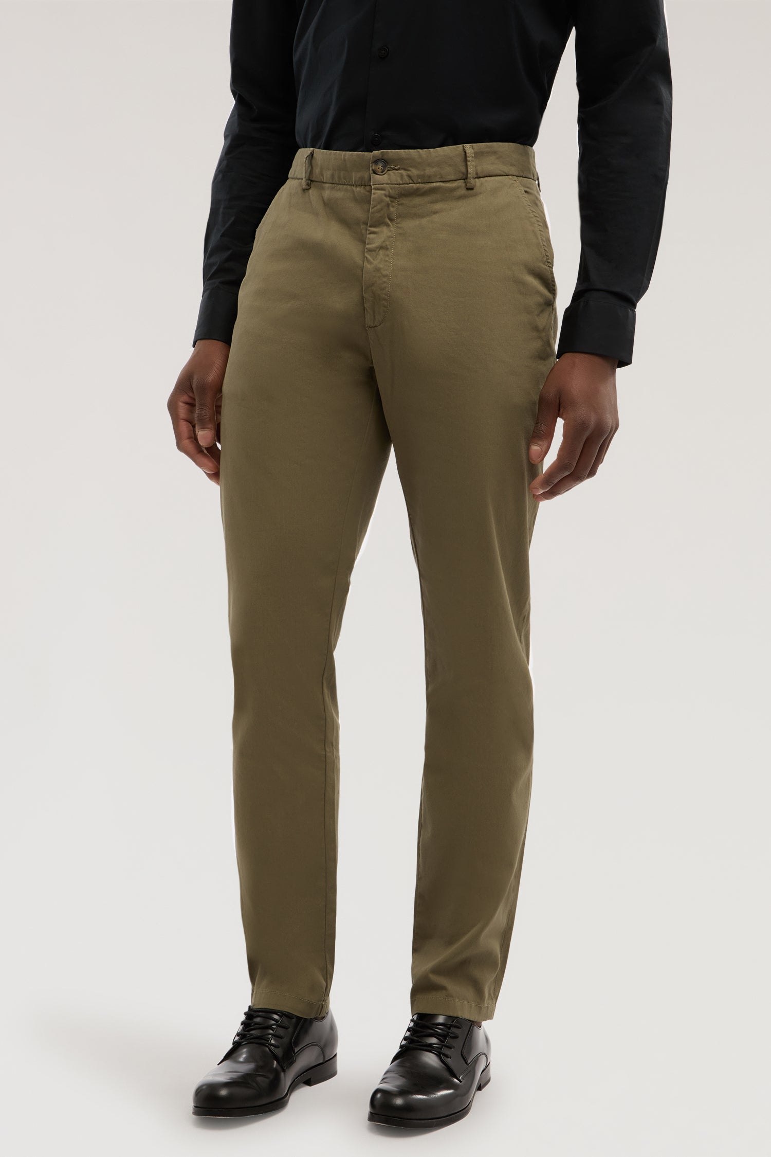 Chino Aviator 301 slim fit in cotone 1|22aab14460a8e85f1af9b94e7e3fe2e479100392ac85e9c522bb6dce296987a4