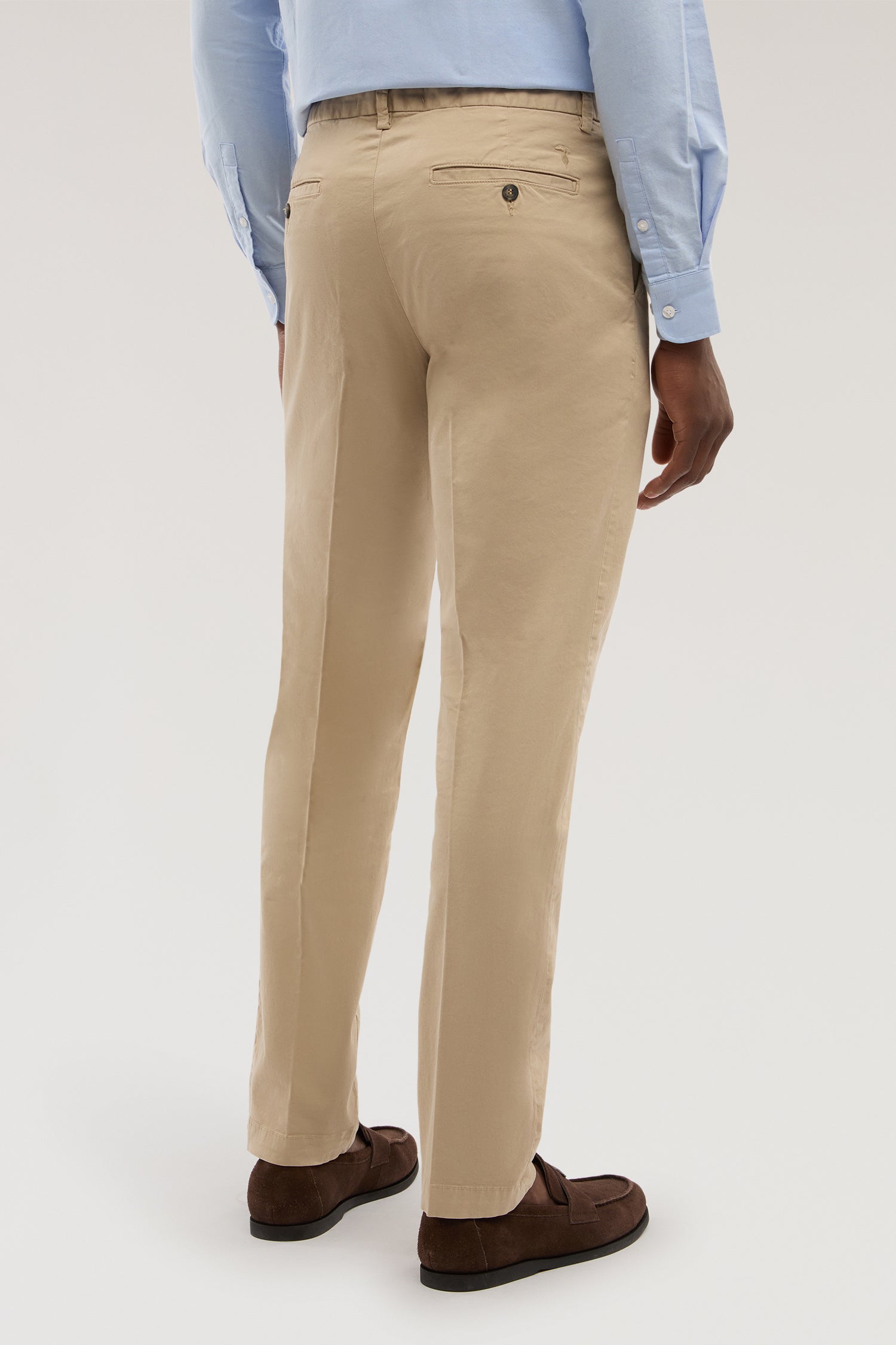 Chino Aviator 301 slim fit in gabardina 2|26ded10c83ad438ec0277a0f8c260b7caaf4f073695aef3061b5806f4bcf7e56