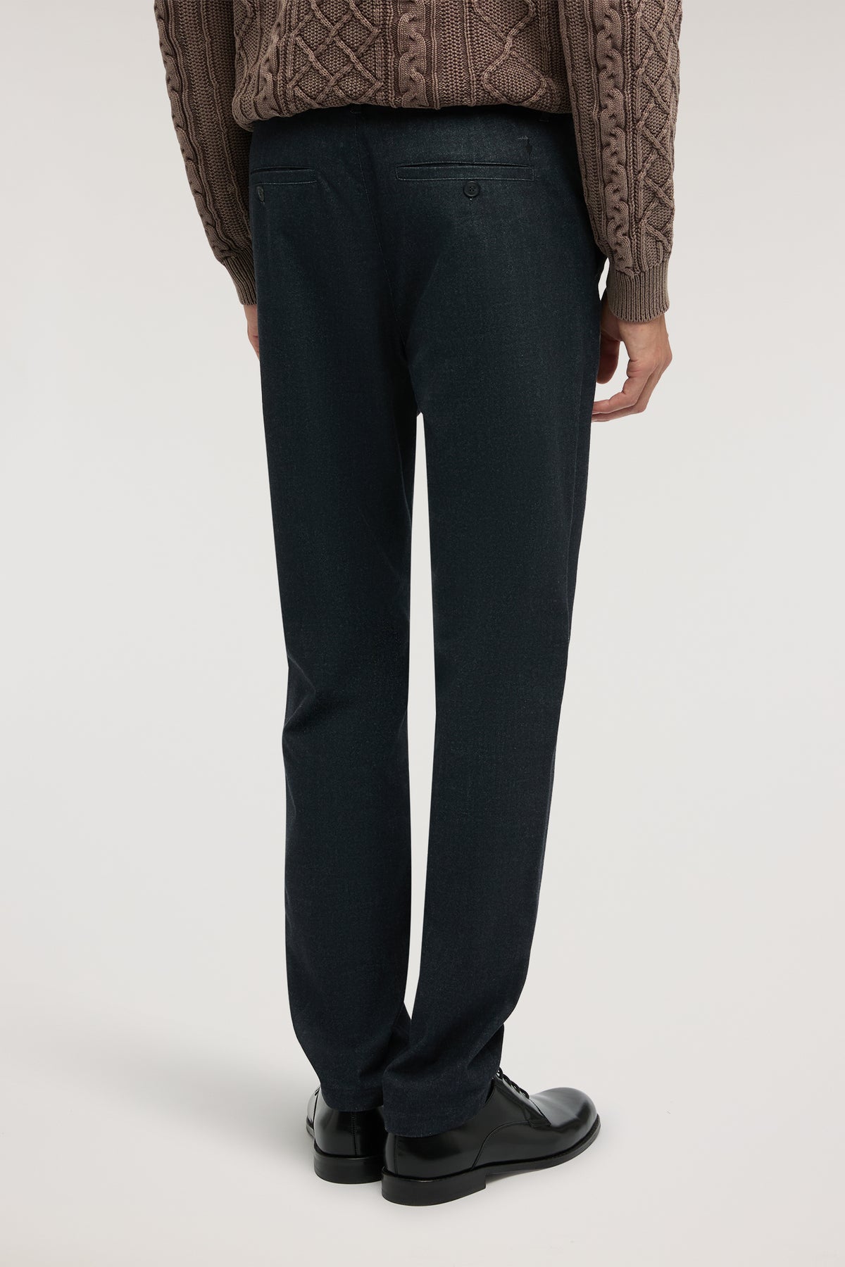Chino slim AVIATOR 301 in fustagno 2|20a43f81f3091c20d183332120139b4718232468d64cf345f5b49eb59b096d1f