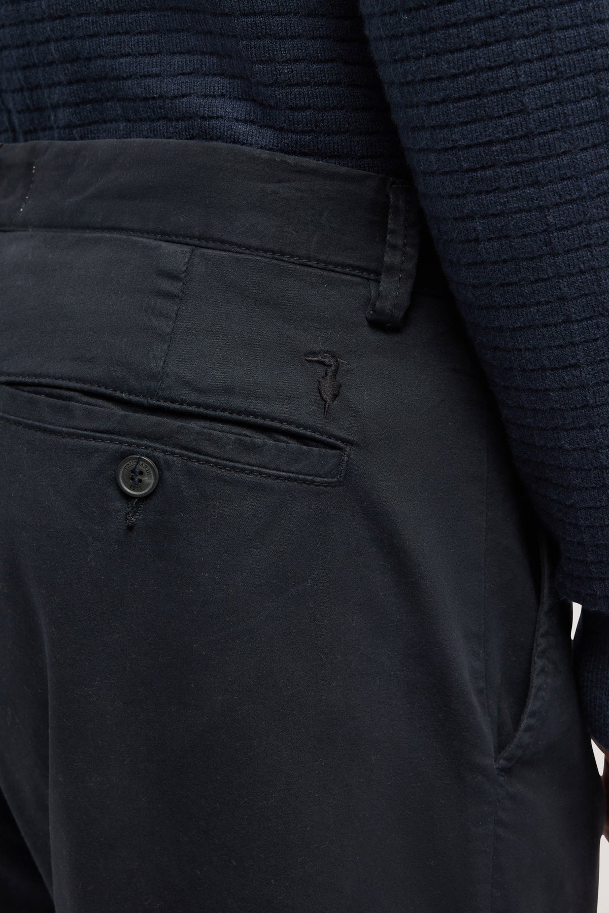 Chino 302 Regular in raso di cotone 3|57fe9f626789066e8276b0a4ad4d46558a84470fd5b9cf7ed6f922573f0256e3