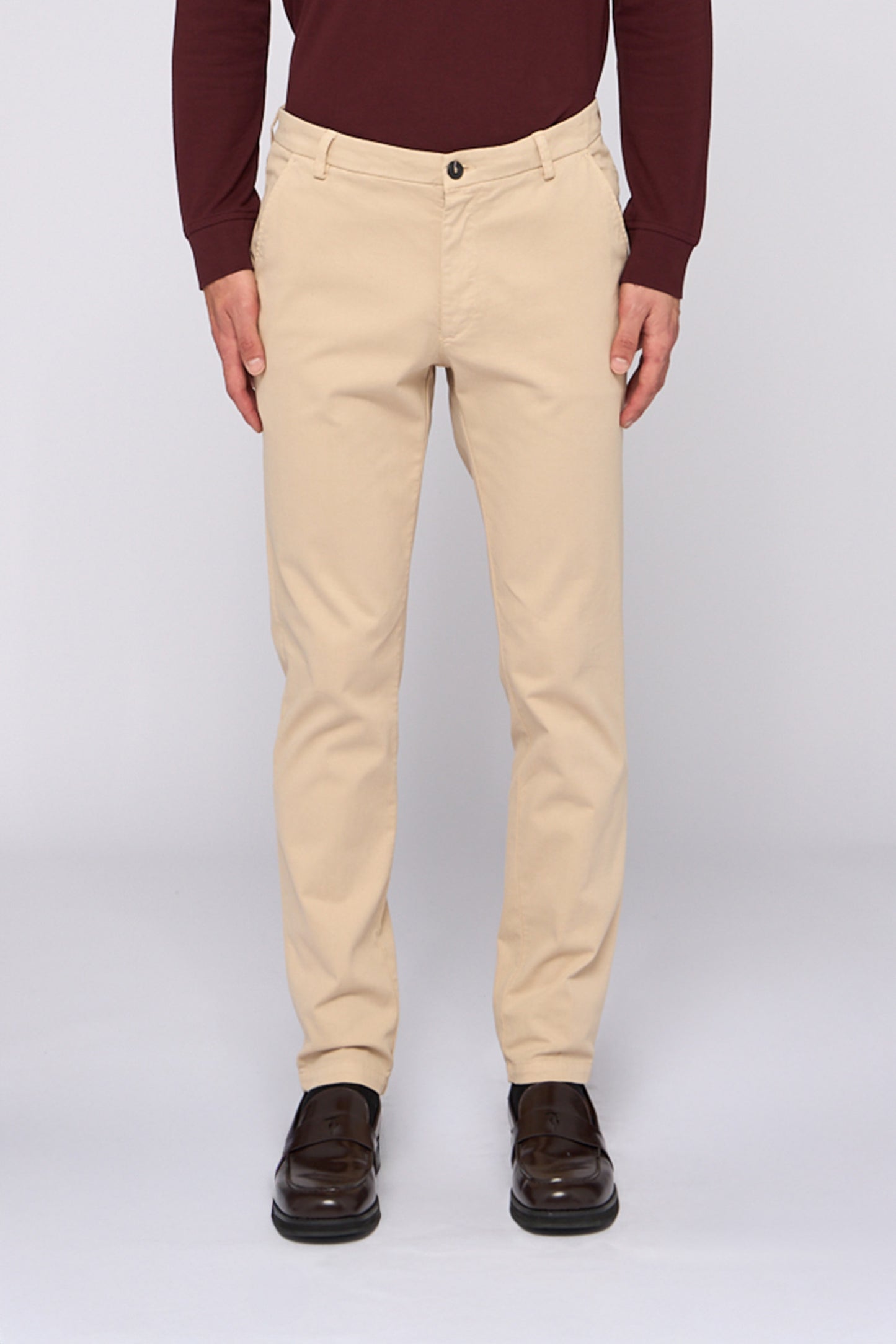 Pantaloni 301 Chino Aviator slim fit in gabardina stretch 1|547784812a236b2e7a8faf9d9661082c59443a578778cd54e4769f7cc1de2ea8