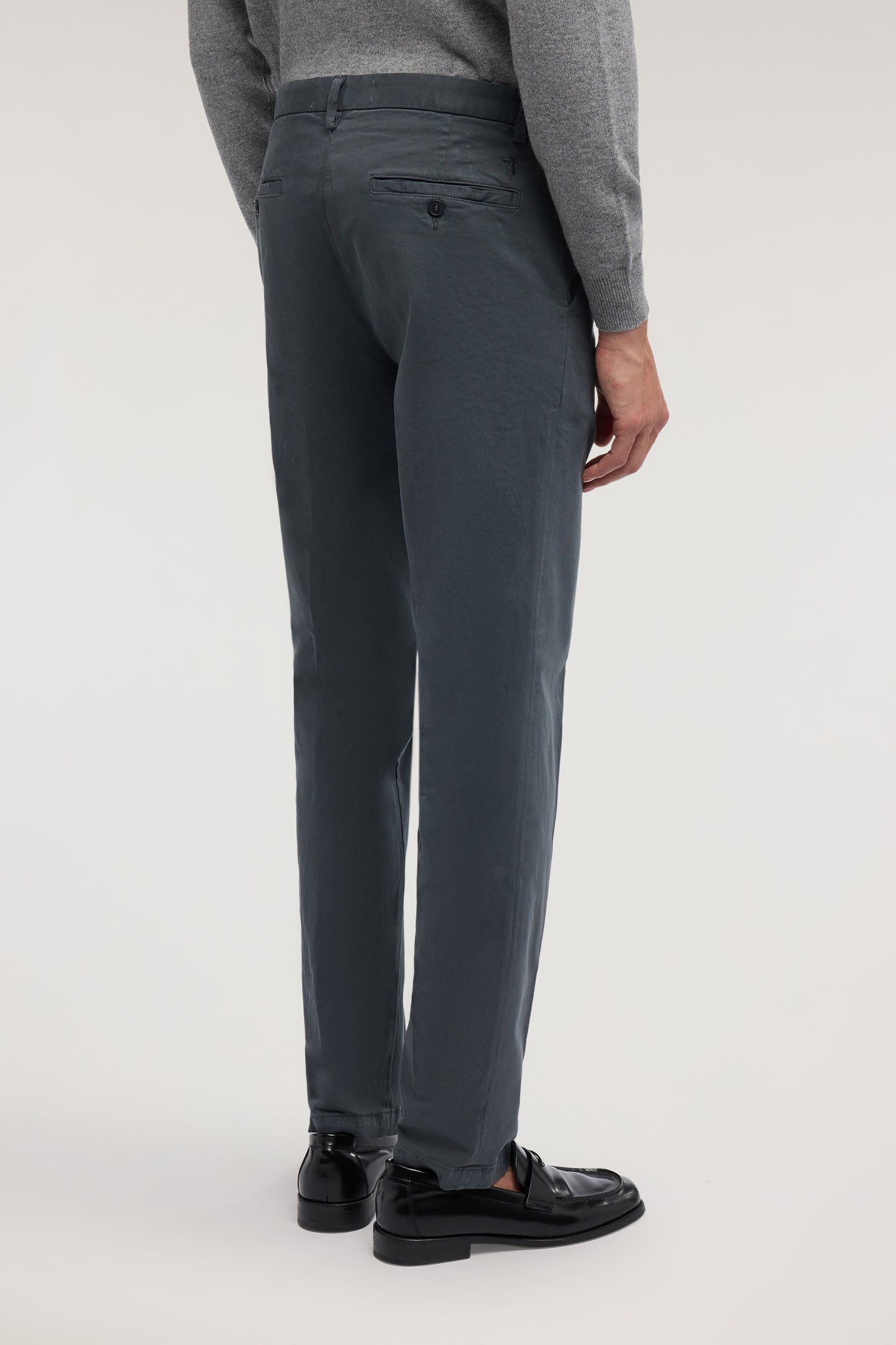 Pantaloni 301 Chino Aviator slim fit in gabardina stretch 3|2682464b8080041a458e41cf9b59ad54dfceae9ef33e7f61cd06fac0122e99d1