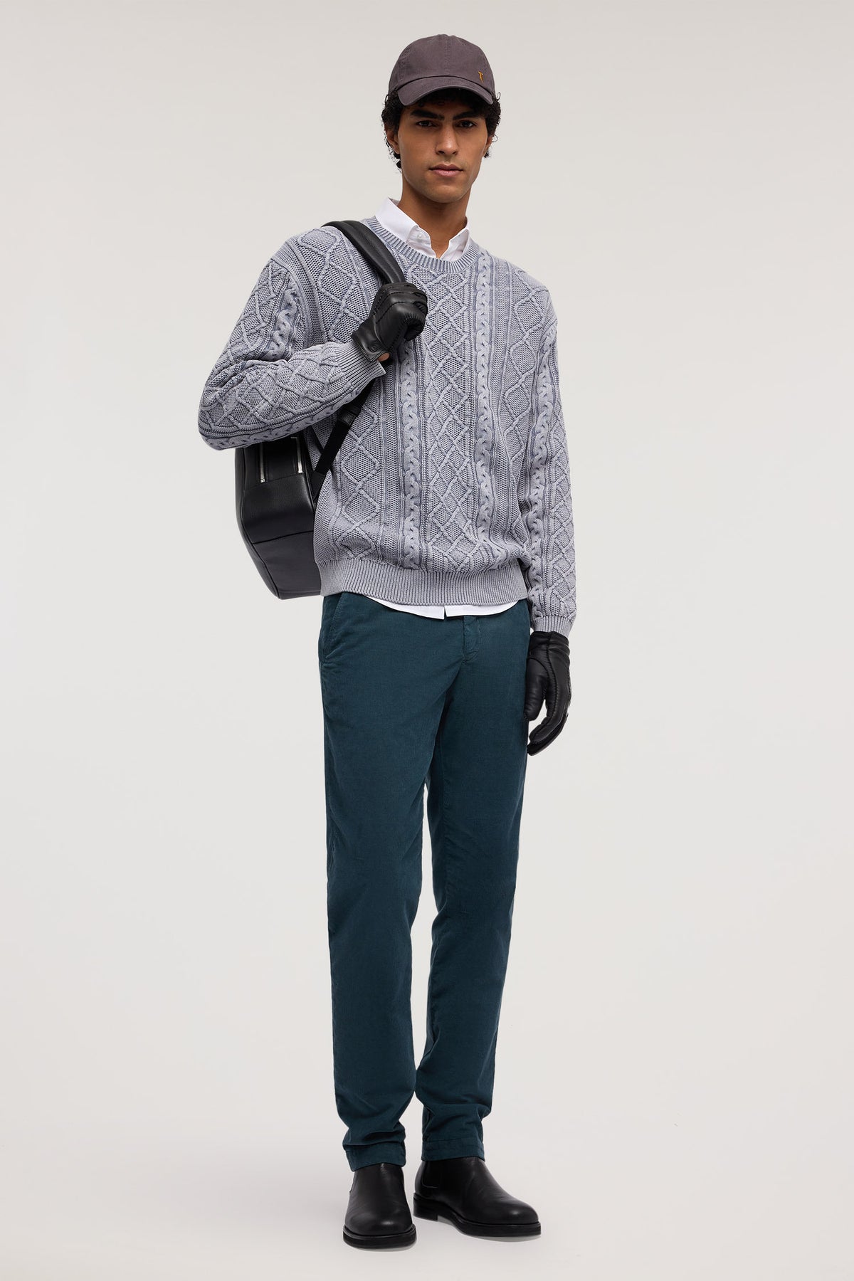 Pantaloni Chino Aviator 301 slim fit in corduroy 2|e699fdd8bdfd6b6c3ea87fd499e740034441d4307b8686887ab556885dcafcd3