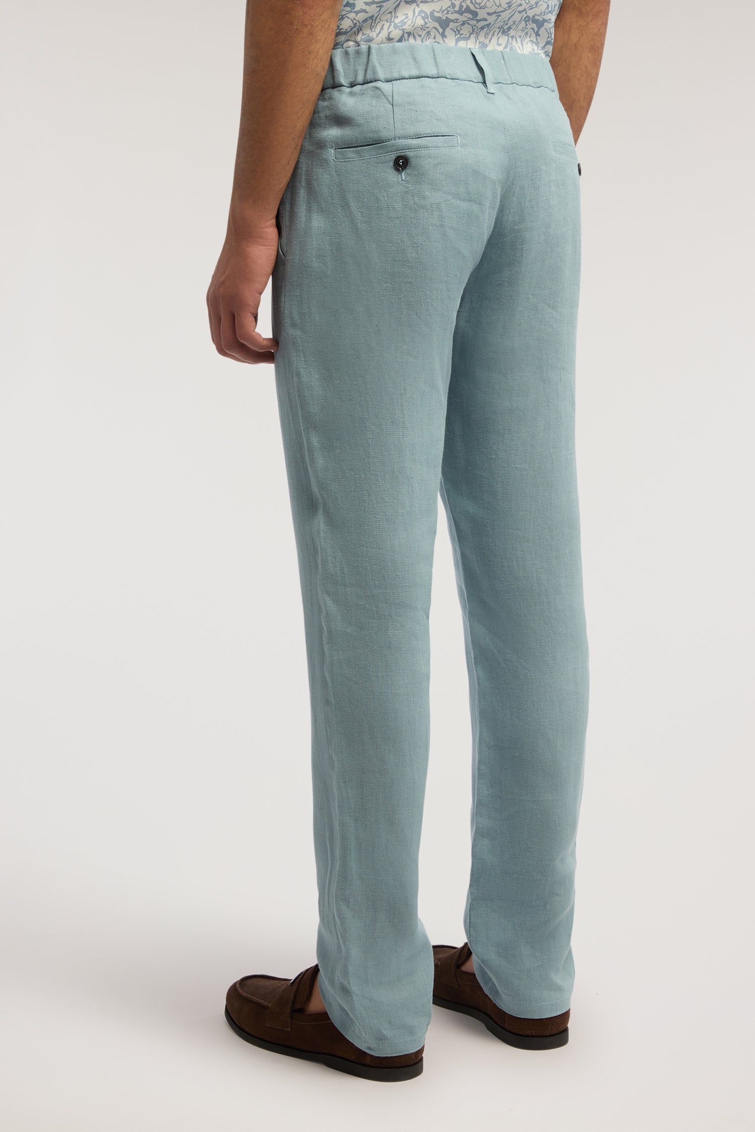Chino con vita elastica in lino 2|a38653f7b976bc4aefad9069d5875926ee1453645ae1771223957640d5b8f61f