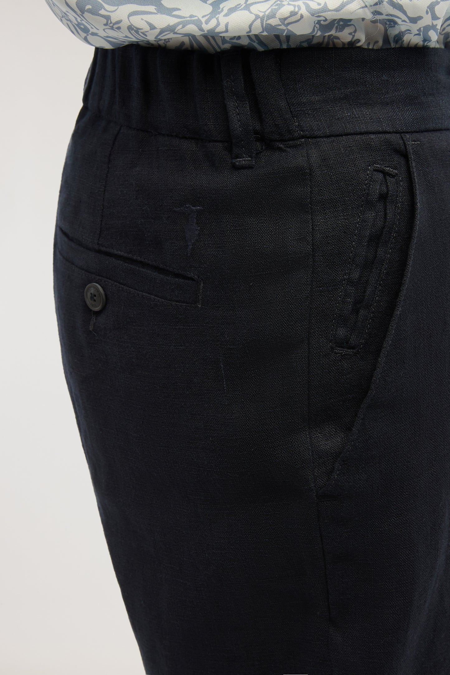 Chino con vita elastica in lino  3|89e8684aba76975dfb29064fc1bd4a16186dd0f478c80fe1c38db246fd5a7967