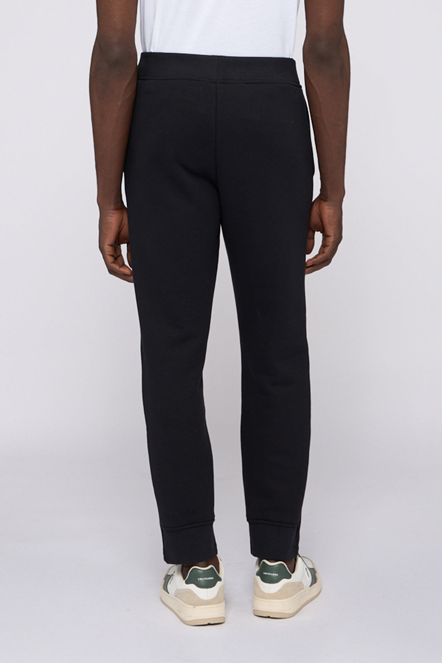 Pantaloni da jogging in jersey con ricamo 2|781e030d709d60946c5b8be30d54bfb62982410a5ca1579afe6e2828561c65eb