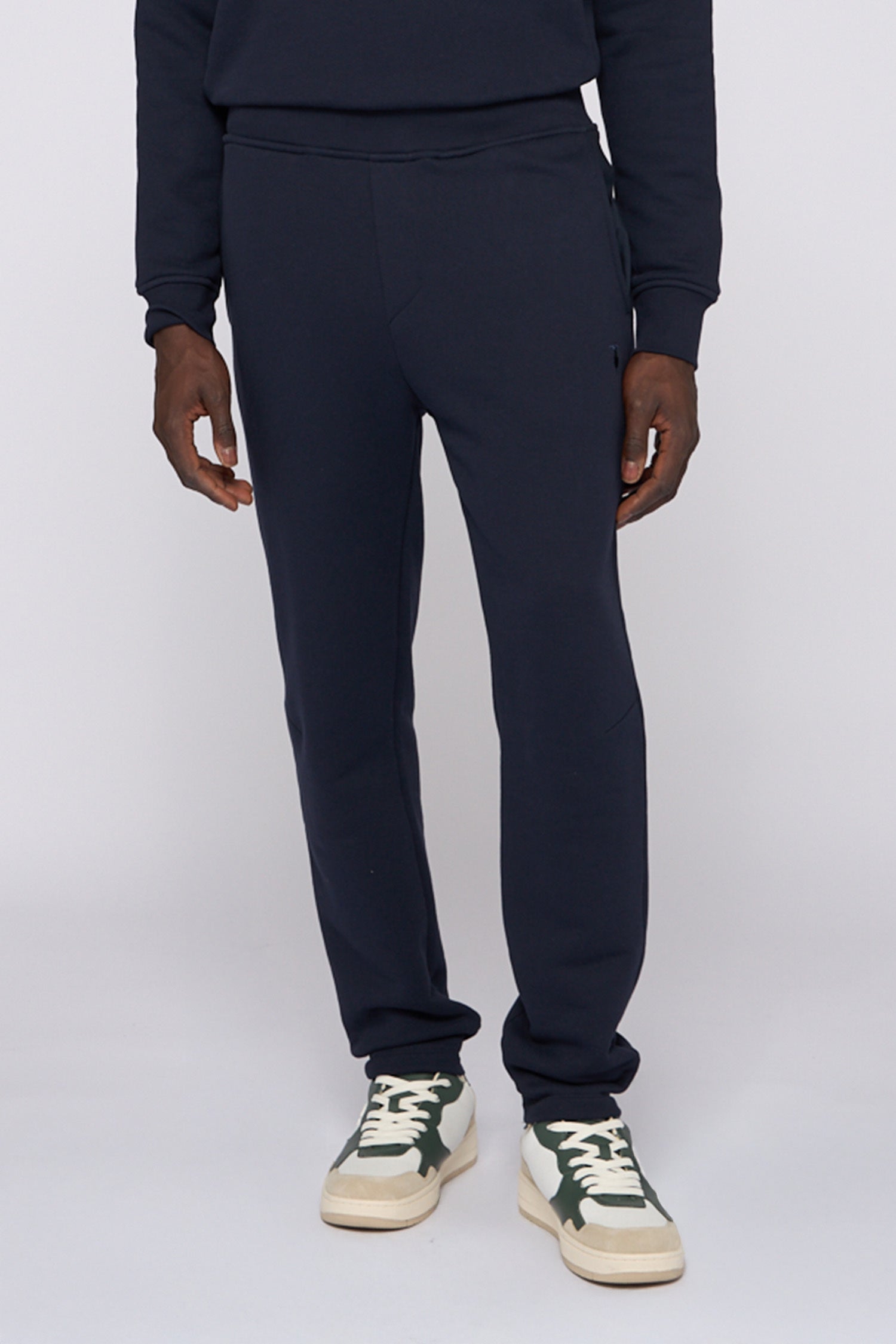 Pantaloni da jogging in jersey con ricamo 1|aff8c56e31065aa8216162c0e8a9a8ca8fb94049399dd8f0ec1421b457cbc483