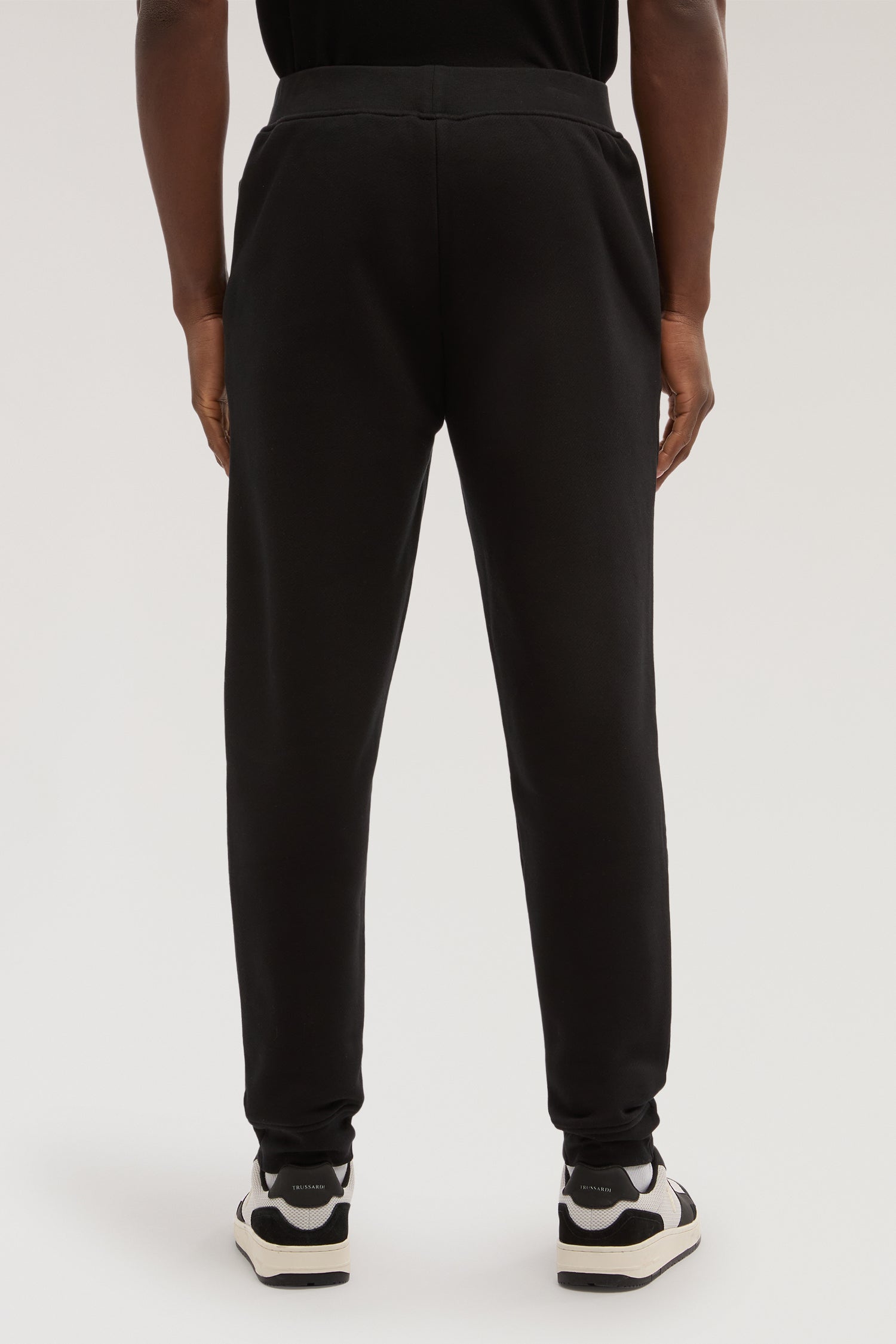 Pantaloni da jogging in jersey con ricamo 2|37380c8eab09f4aee9da98246a9118d698a2f93528806be10a574c76fb4e0b32