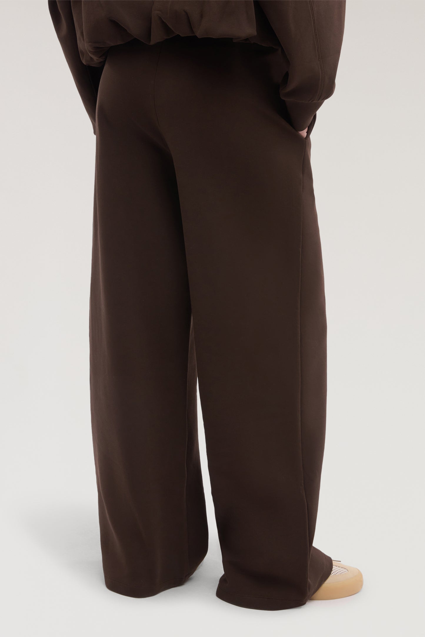 Pantaloni ampi in jersey diagonale 2|5f659512c5ad25697f0e8e4b74a2a3e109e07b5eb1c363dfc9c161dd5598d5e8