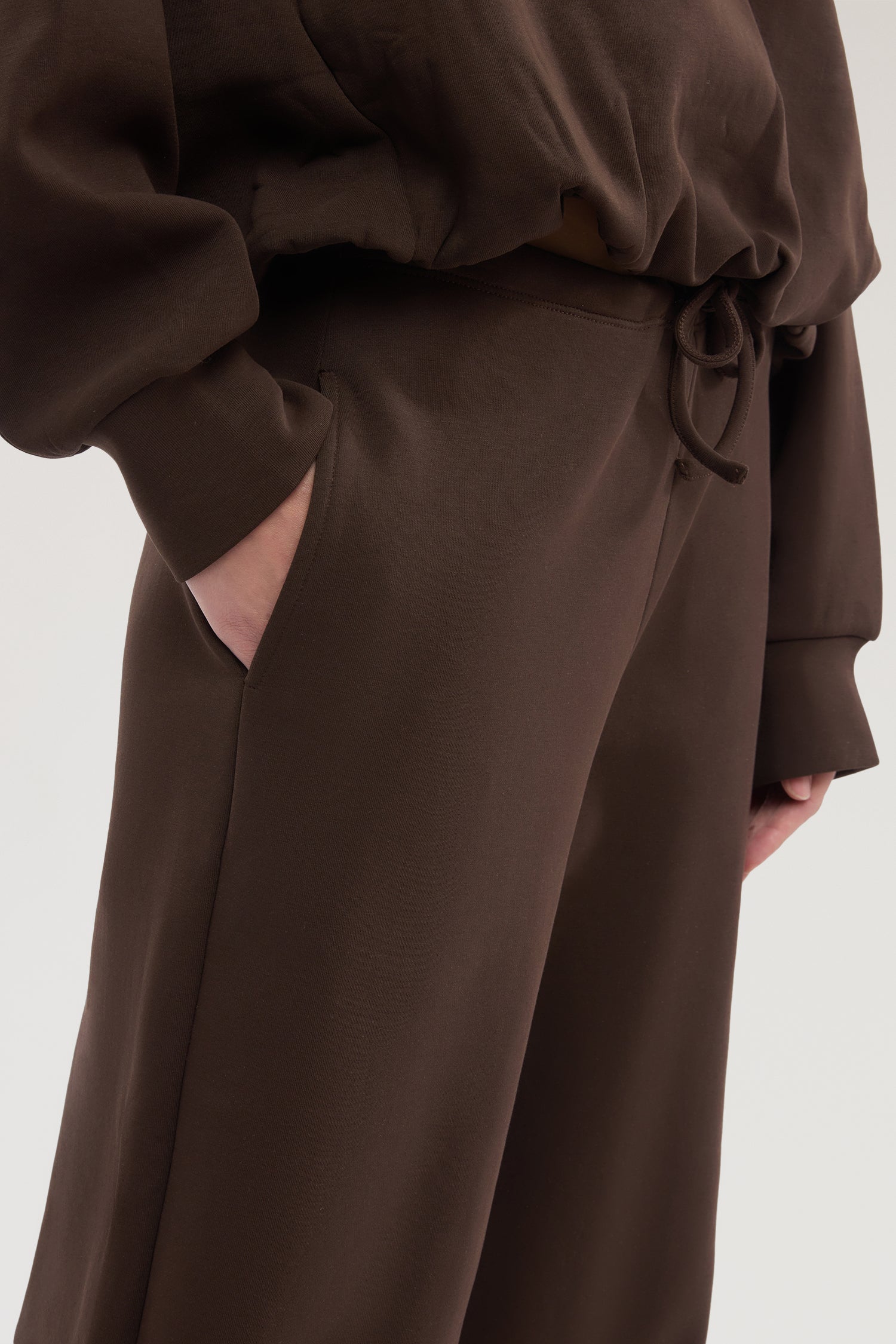 Pantaloni ampi in jersey diagonale 3|76861590dfce631a364c3fffd3bf5fa1cd3295929435f45d7dbc2a462e215cc5