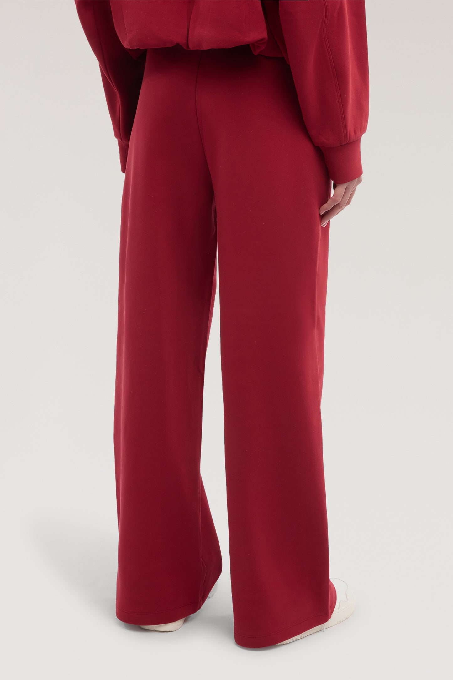 Pantaloni ampi in jersey diagonale 2|cb01929519a29051e15c55f14f714191bd1389697f097752c4b33325ecf3ab53