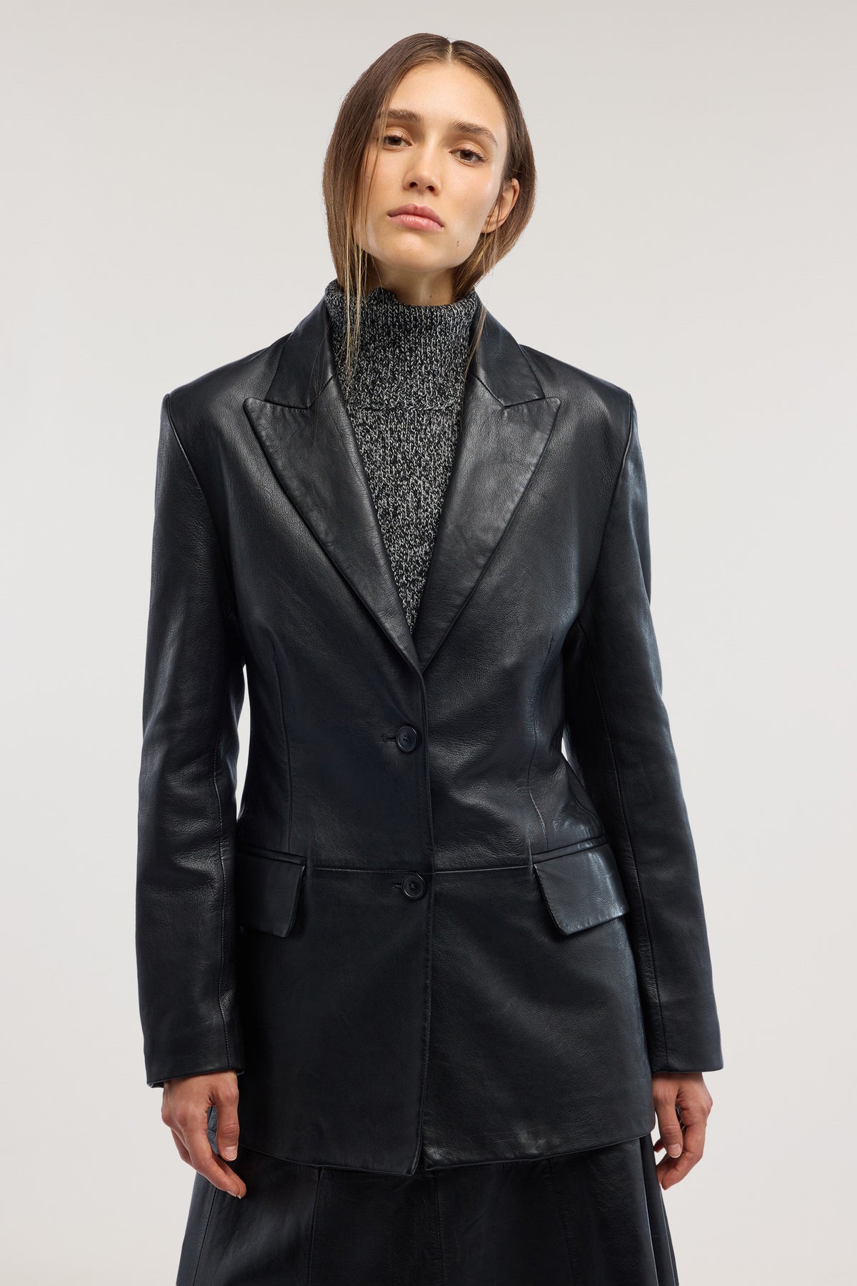 Blazer in pelle 4|8798a684540459572adc5f775c1e7769ec92414cf6e2e5e71e047518d8b13c38