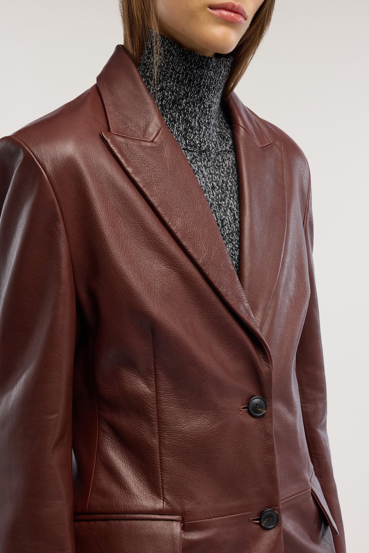 Blazer in pelle 3|adcc2029f03ea64b289fdfc1ae0e86598fdde9a1a3cbefacb4bc99bb68a9ca5c