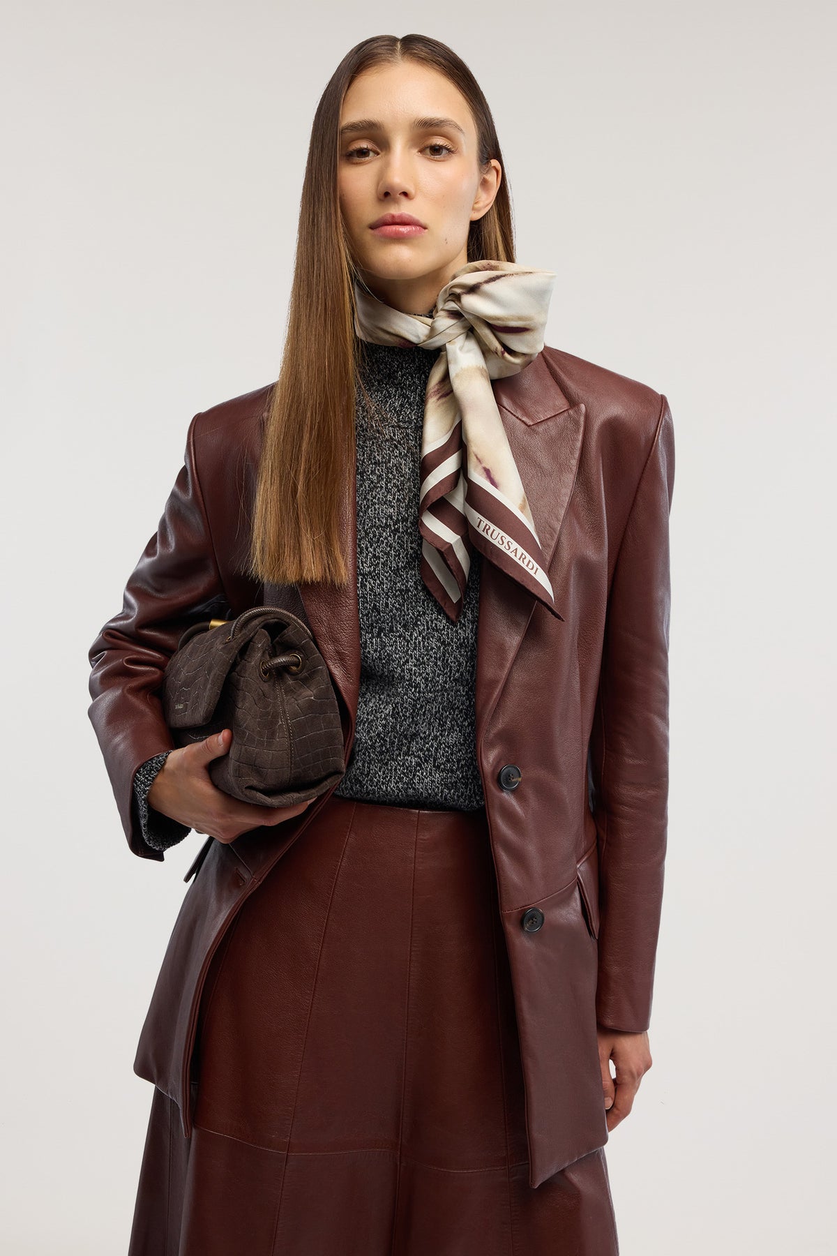 Blazer in pelle 4|6f67631d50184d055724a9f0e725df8c4165f19a359d367d8880a23057530573