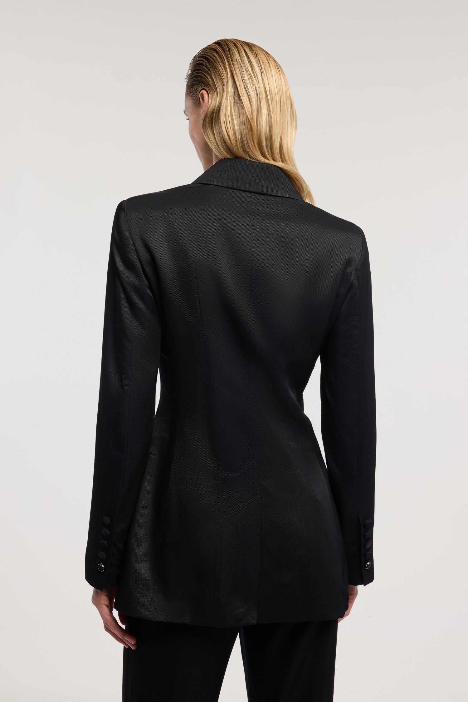 Giacca doppiopetto slim fit in shiny twill 3|84b4e12ff051352ba7007aedb6255f79ea9d6b5b0d68c352fde7c6f7ecc7c55c