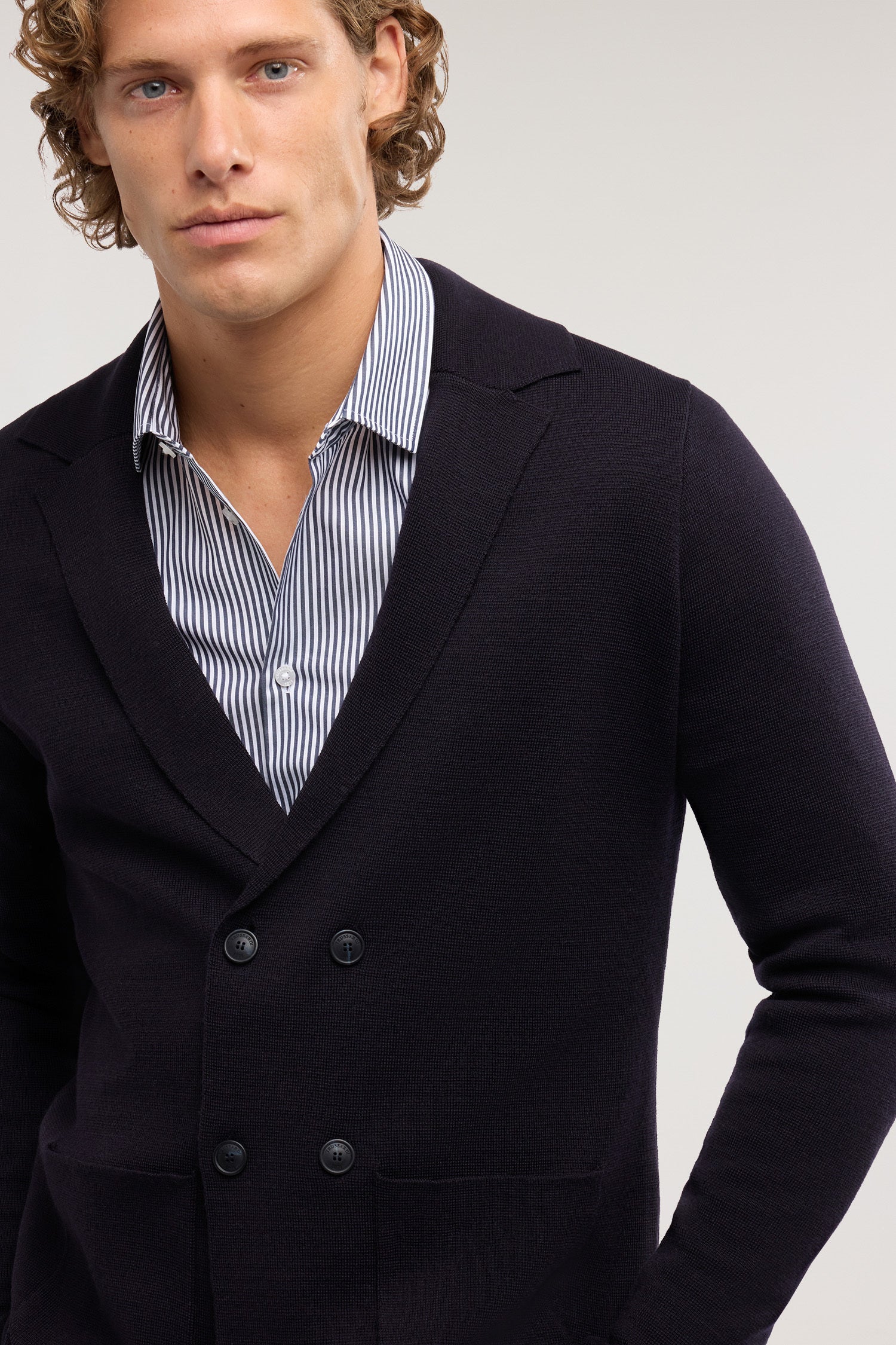 Giacca in maglia doppiopetto 3|43b14910ff0f98e5123630defd724955ae13363caf88b9ad023712c04003d9a5