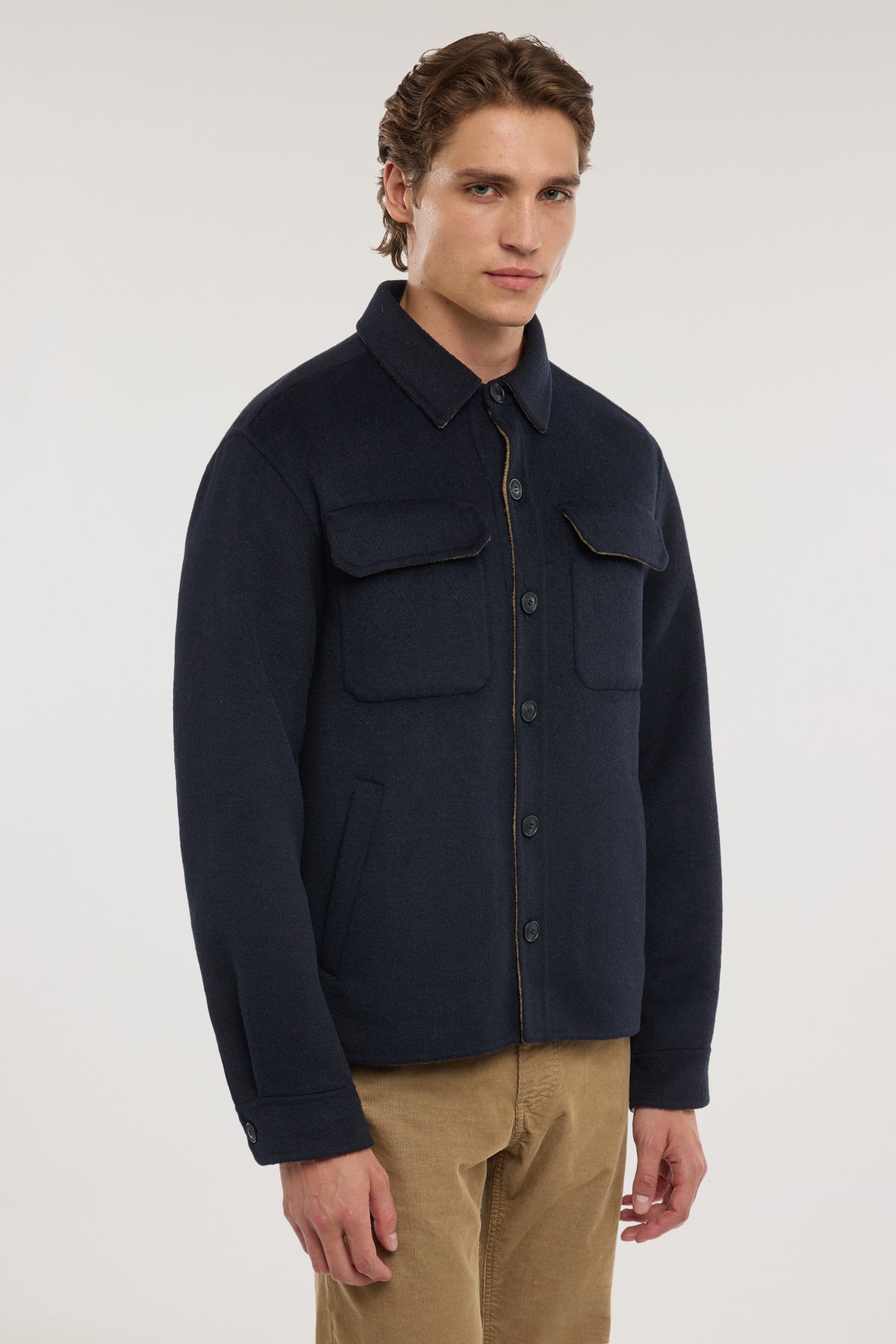 Overshirt in panno double in misto lana 1|7d0e419c77dee6138c5ae03618b521470d510b18627a06977da8bc415d6b7dd2