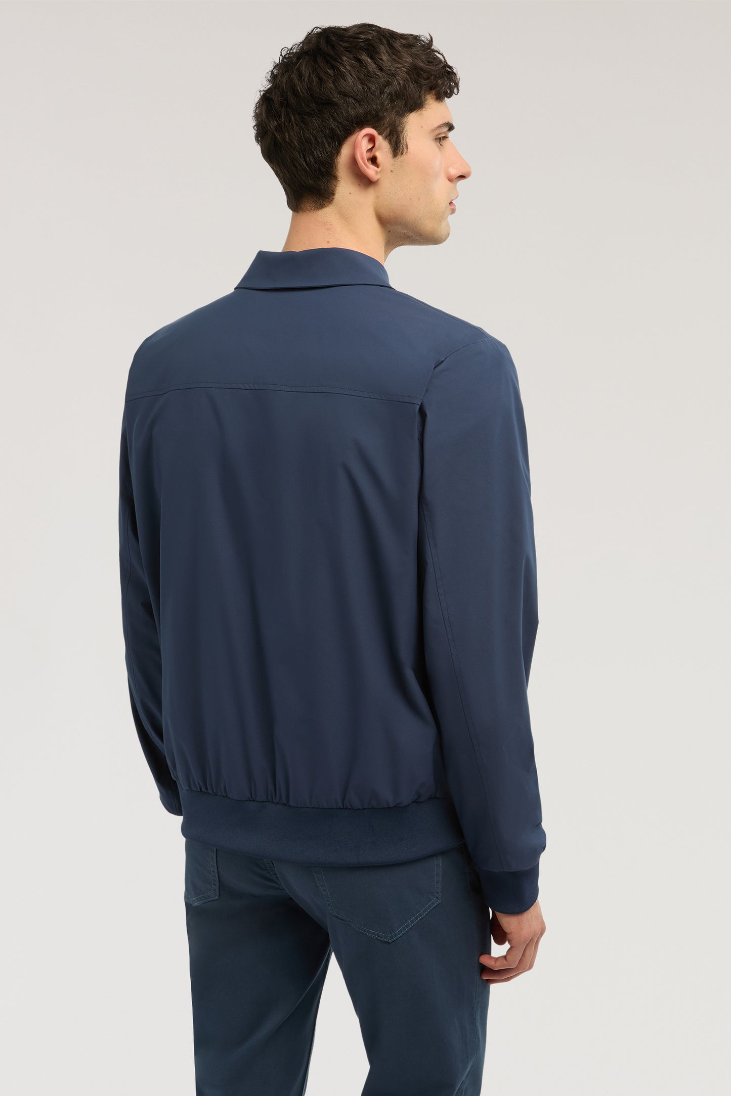 Giubbotto collo a camicia in microfibra 3|3c19c5ad9ece7d7e48cea0338629e07073a48aca58acca6c056718687a59aea2