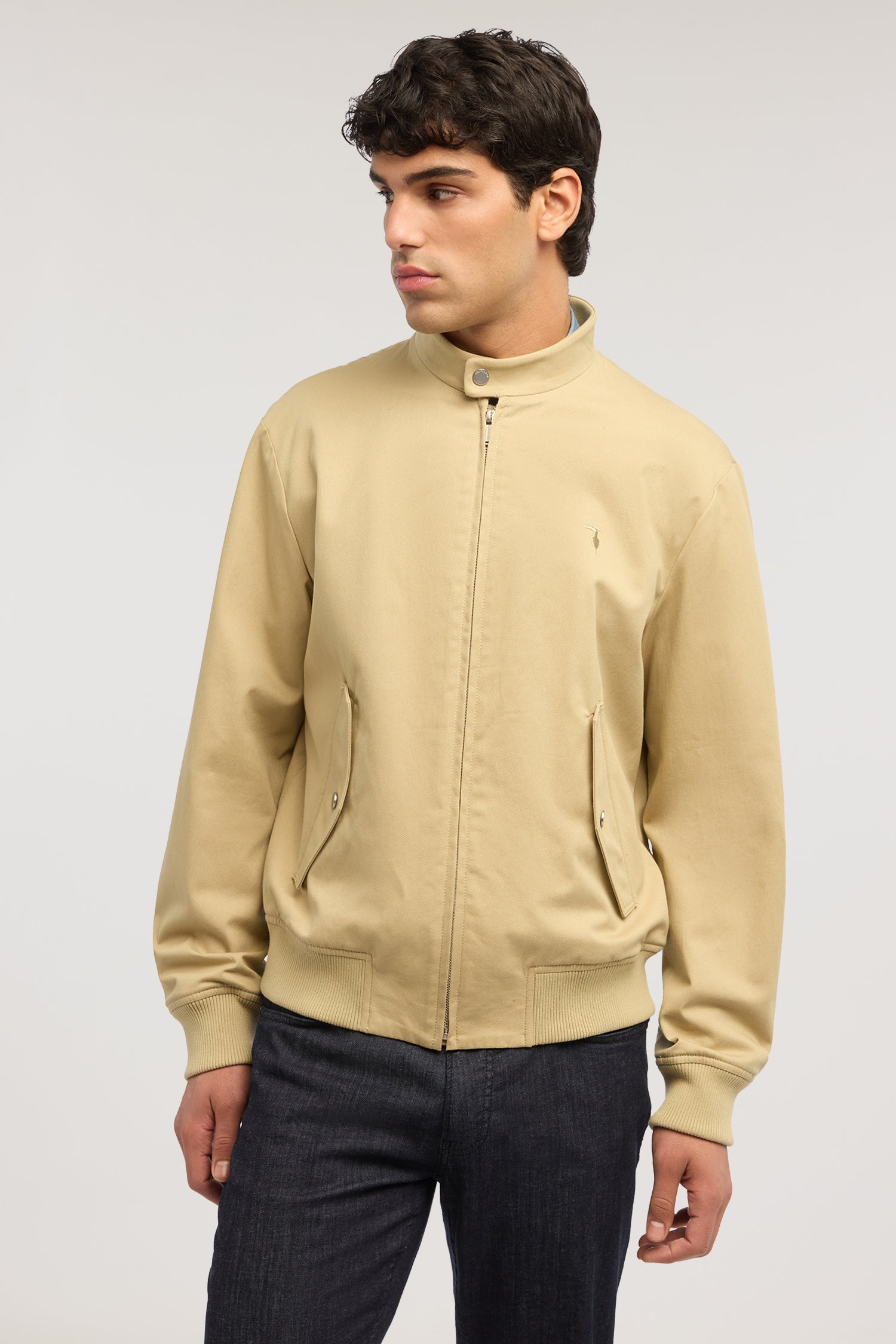 Bomber in gabardina di cotone 2|1cc69e461898189bc8ee20a4e7d9acc34b4520d992838c33b4e7f260e37a47a5