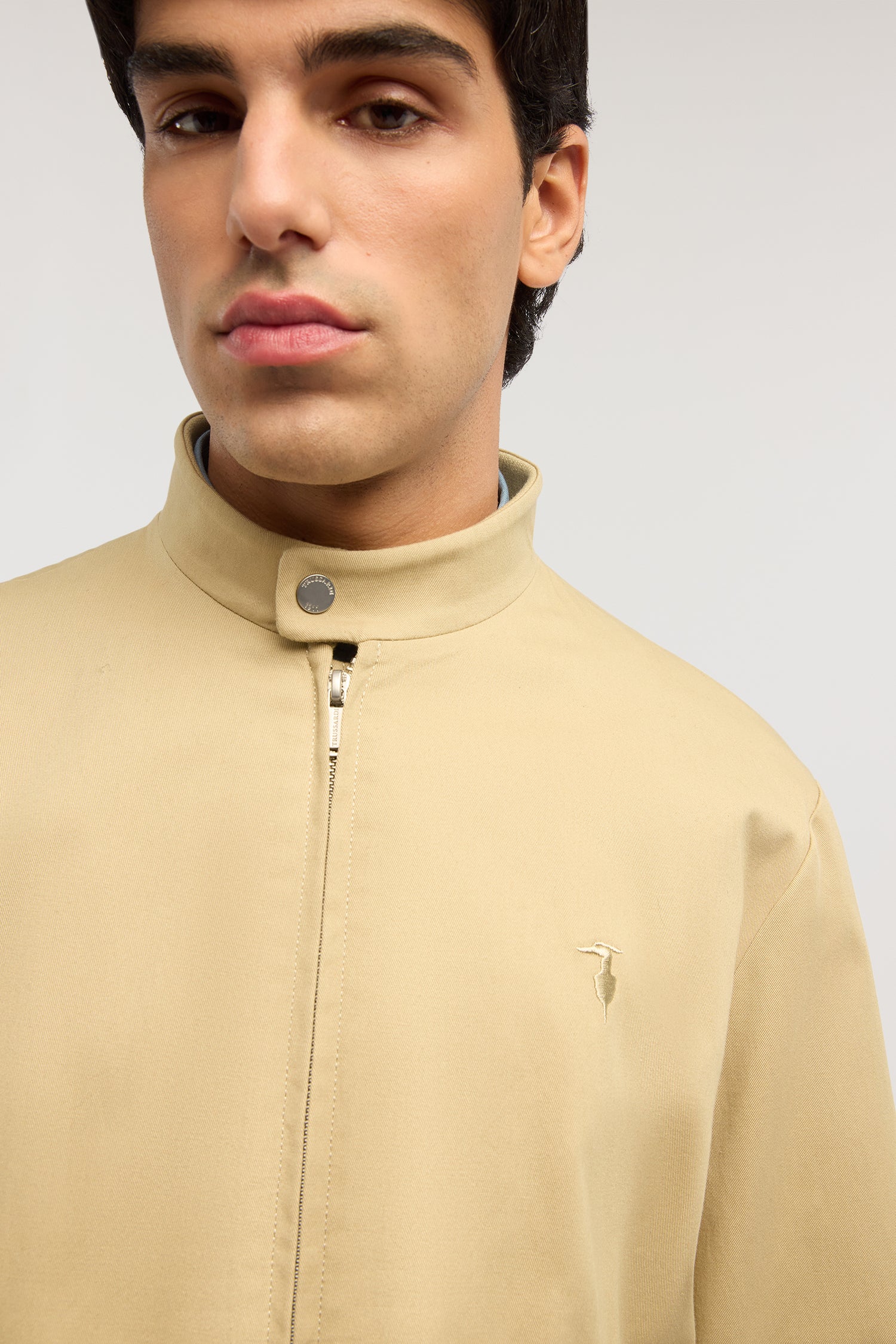 Bomber in gabardina di cotone 4|50bd3a0254a58e44417dfdc04074c1e49fbf8bcb053a3a8b7e7413b6e2fe09be