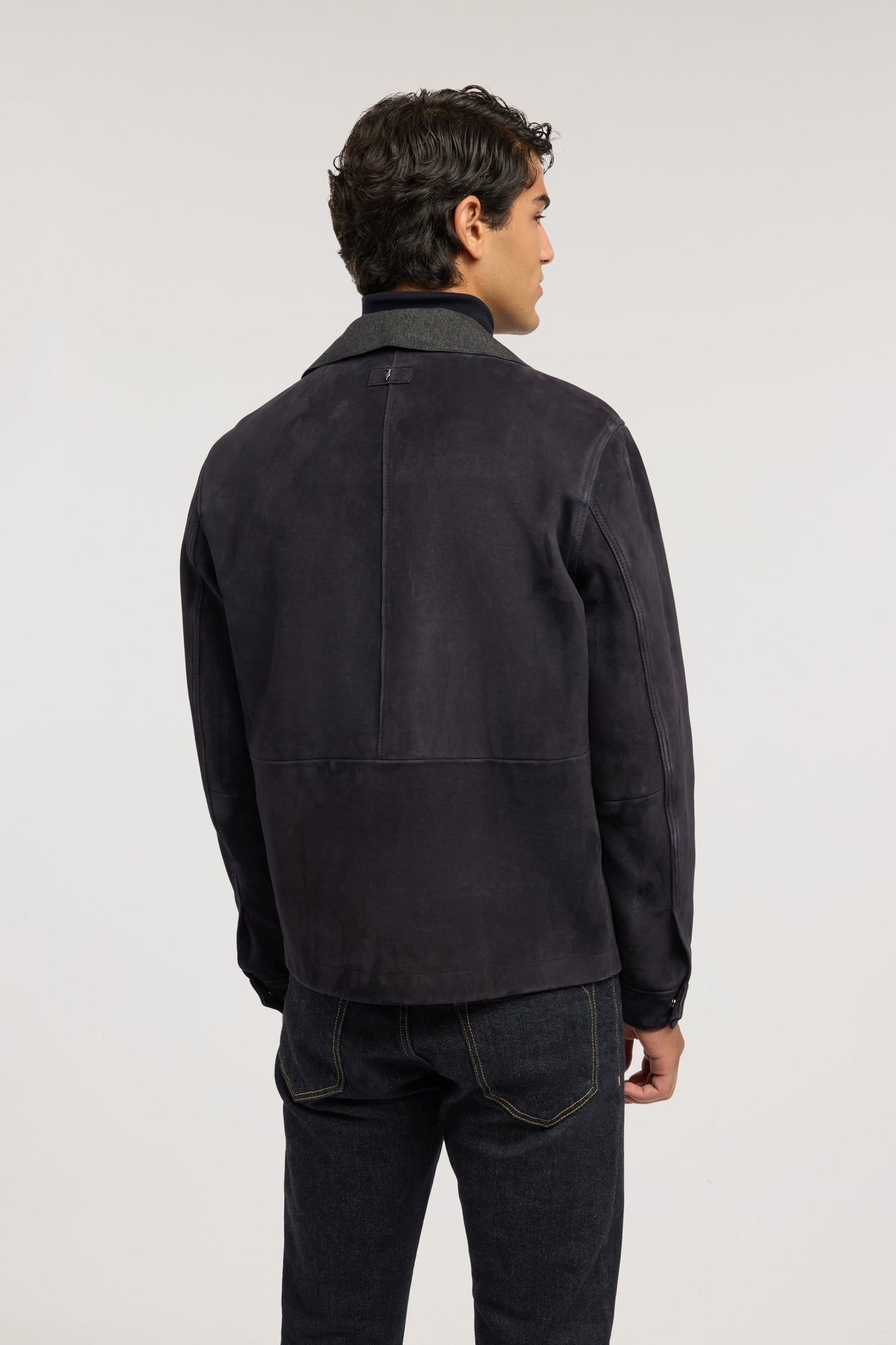 Giacca in suede con dettagli denim 2|efa48f7c4cb47d82ab3619e7e89b301317e9c1d3b37acd62ad72dc6914d97d76