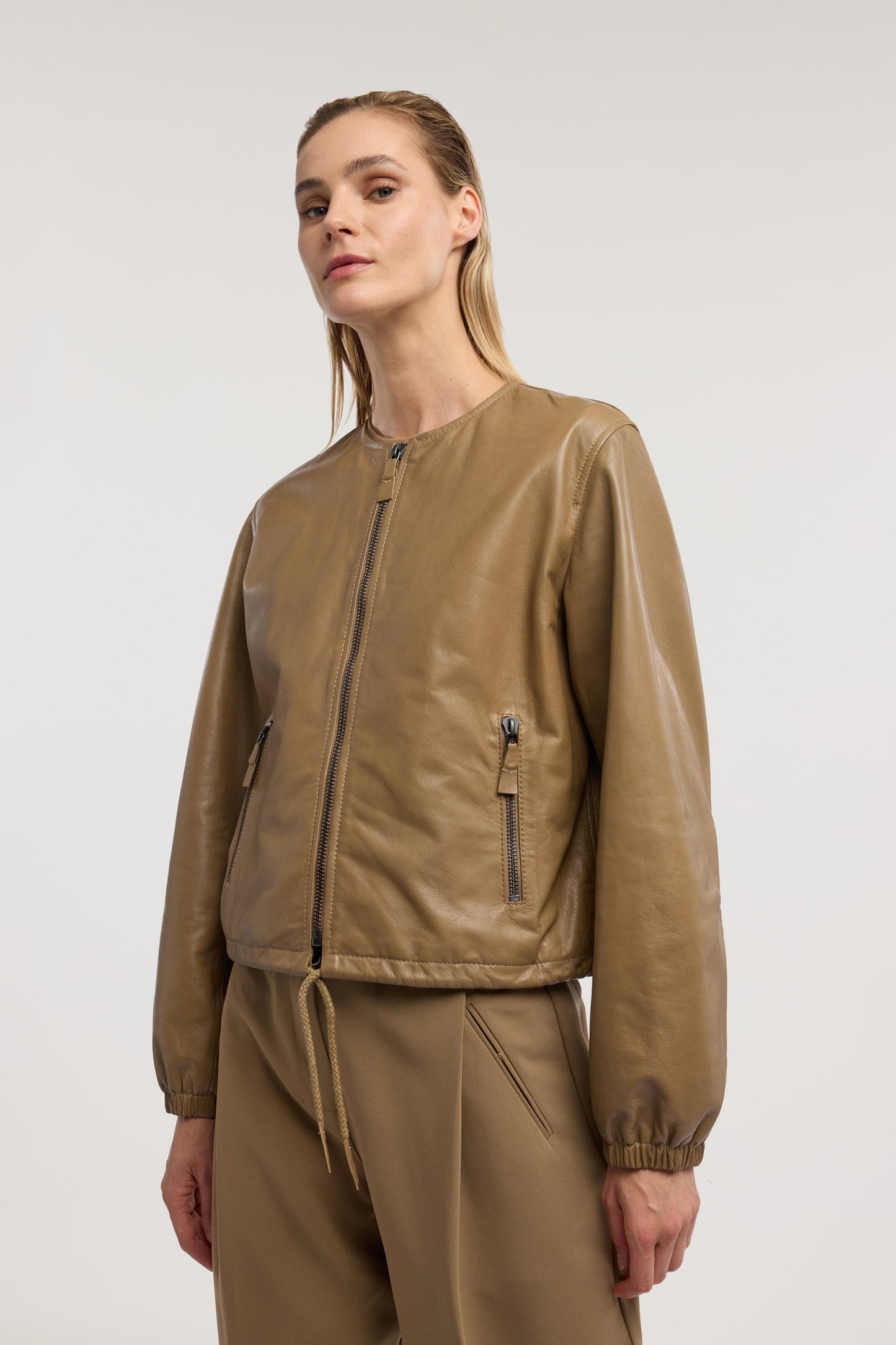 Blouson in pelle 2|47f06115b147a350995c6473d3406bbfcd00d0b455be0e7b84af36a56e1b39fc