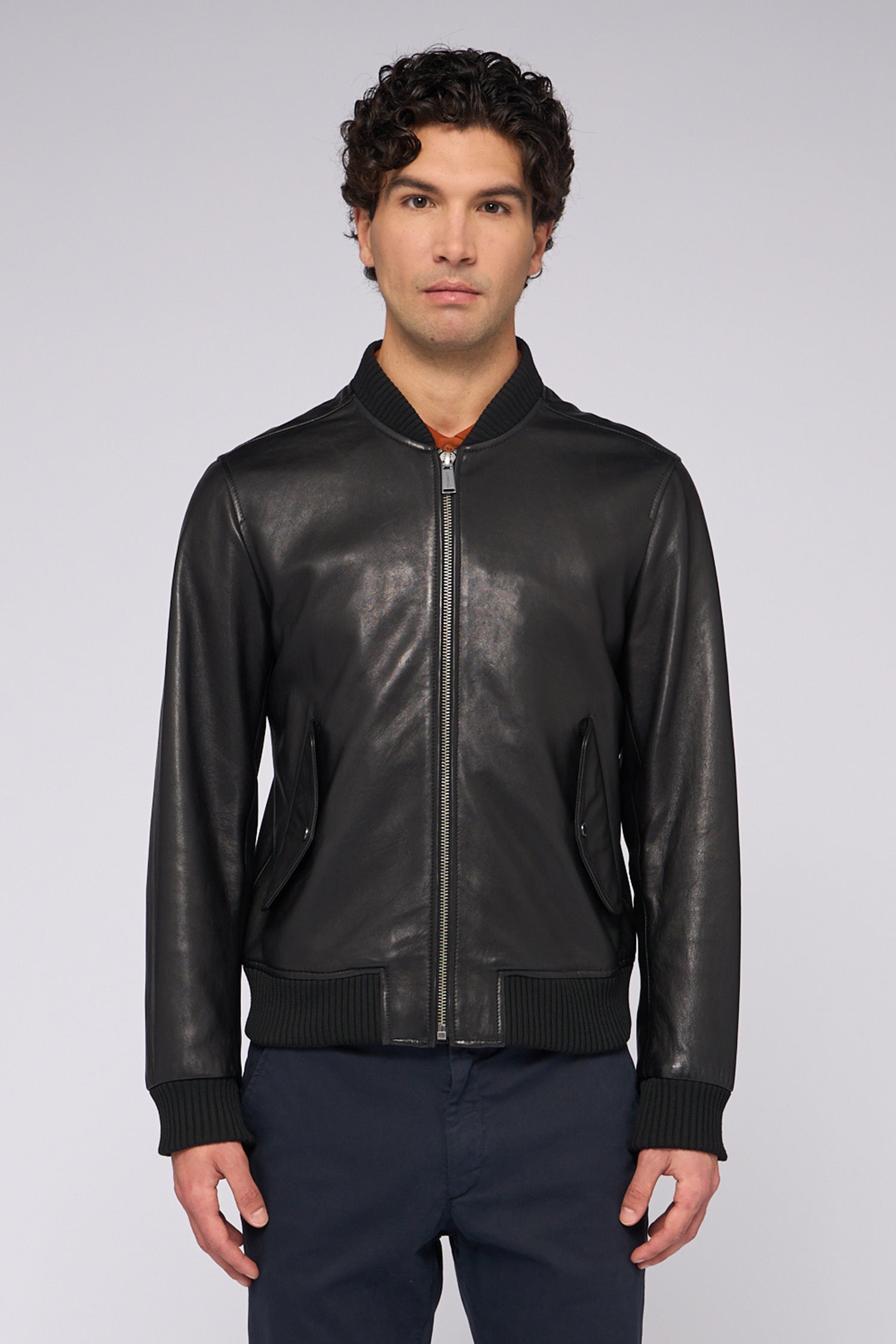 Bomber in pelle 1|58cf2bfc46dcc6f56f3402bad29c7b5bd57313d43b74c3a68283b790096808da