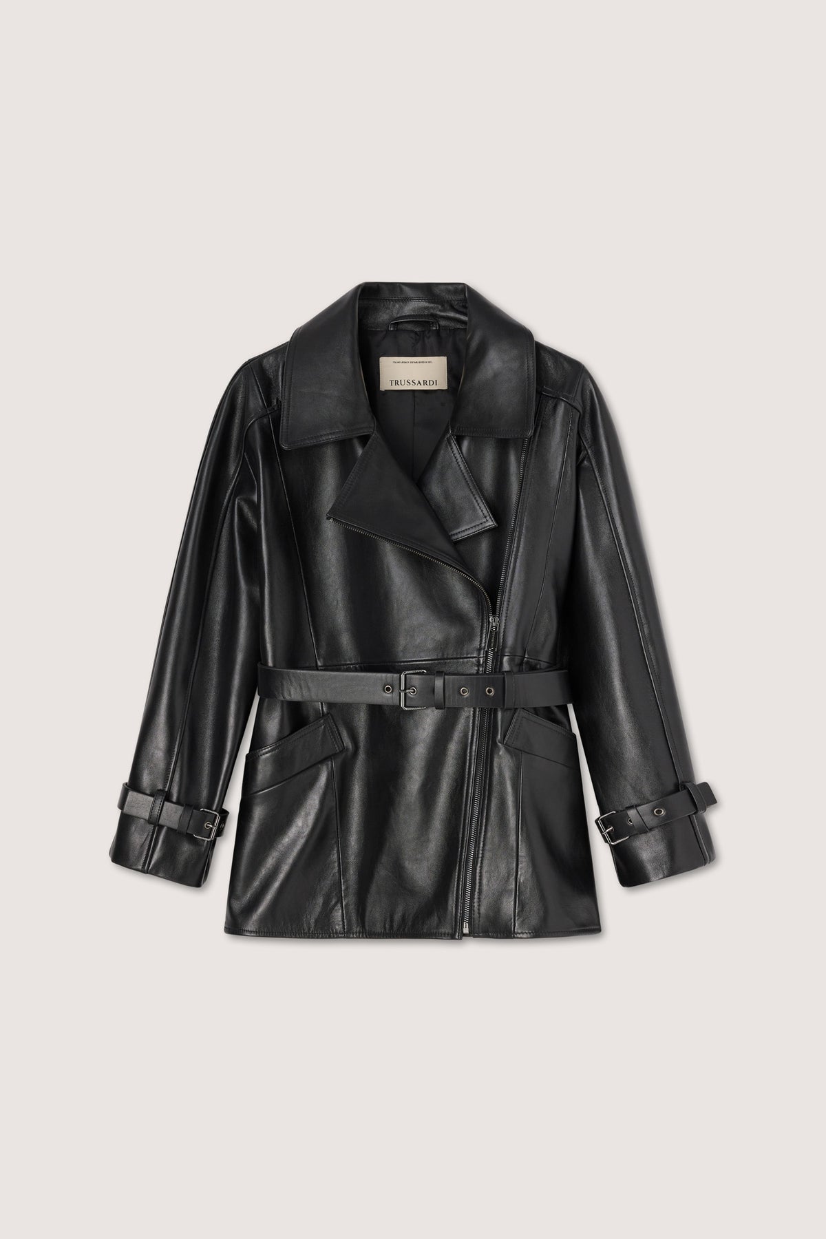 Biker in pelle con cintura 5|0ea72de03251e6892c72e62929822c92f39965b7d2487b530ef12571165e8f81