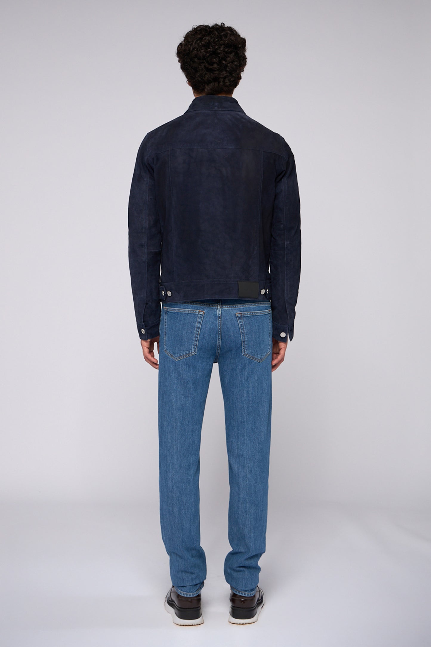 Giacca in pelle scamosciata effetto denim 2|36c07d2b08cca95e6f303e373e622bd184a86104aeb3a0b600845c37df264d4c