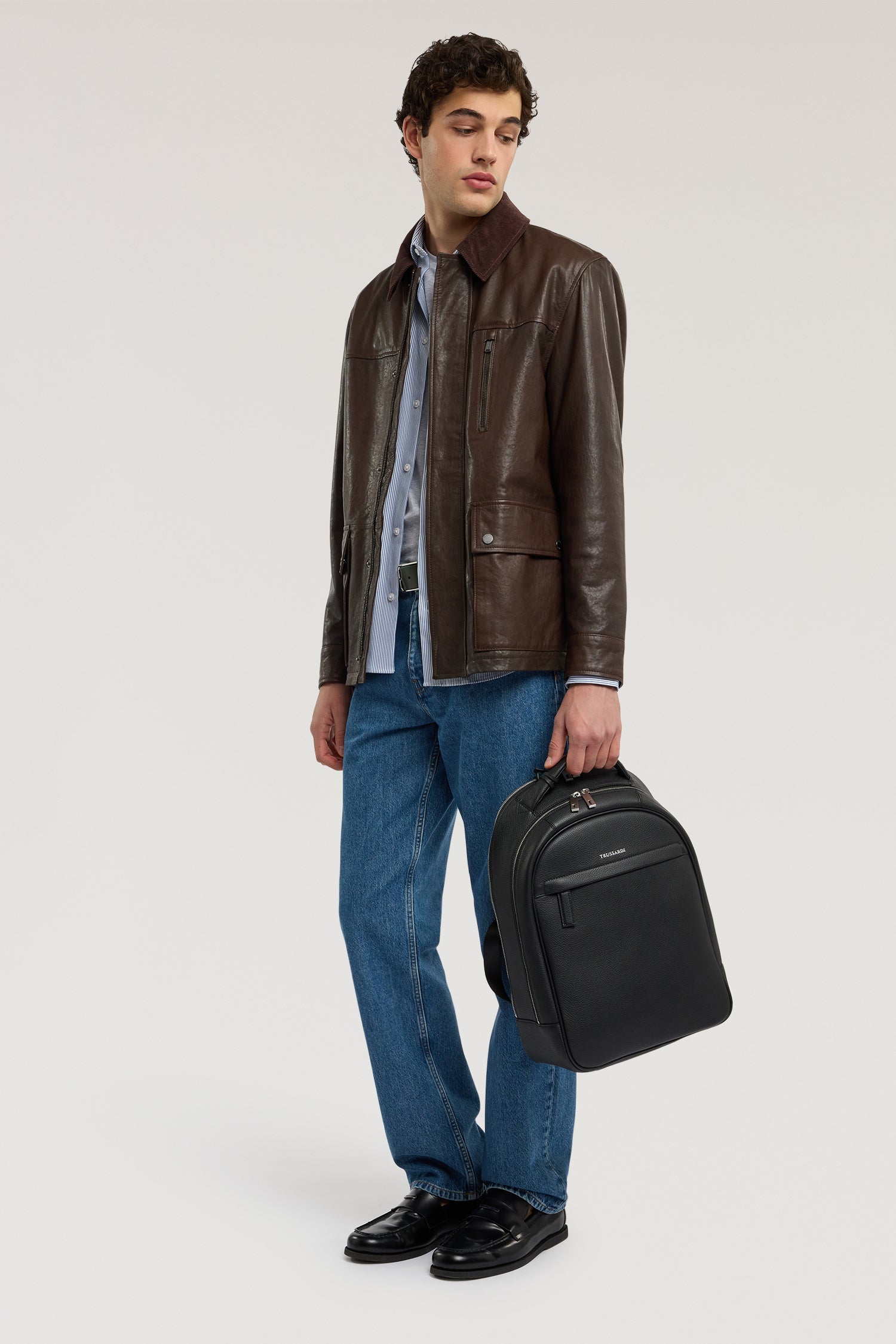 Giacca con tasche applicate in pelle 4|3b488578656c8eac1758d1aa64b086e16b4d5c1b54dbfa8f6b30fc9ee4529643