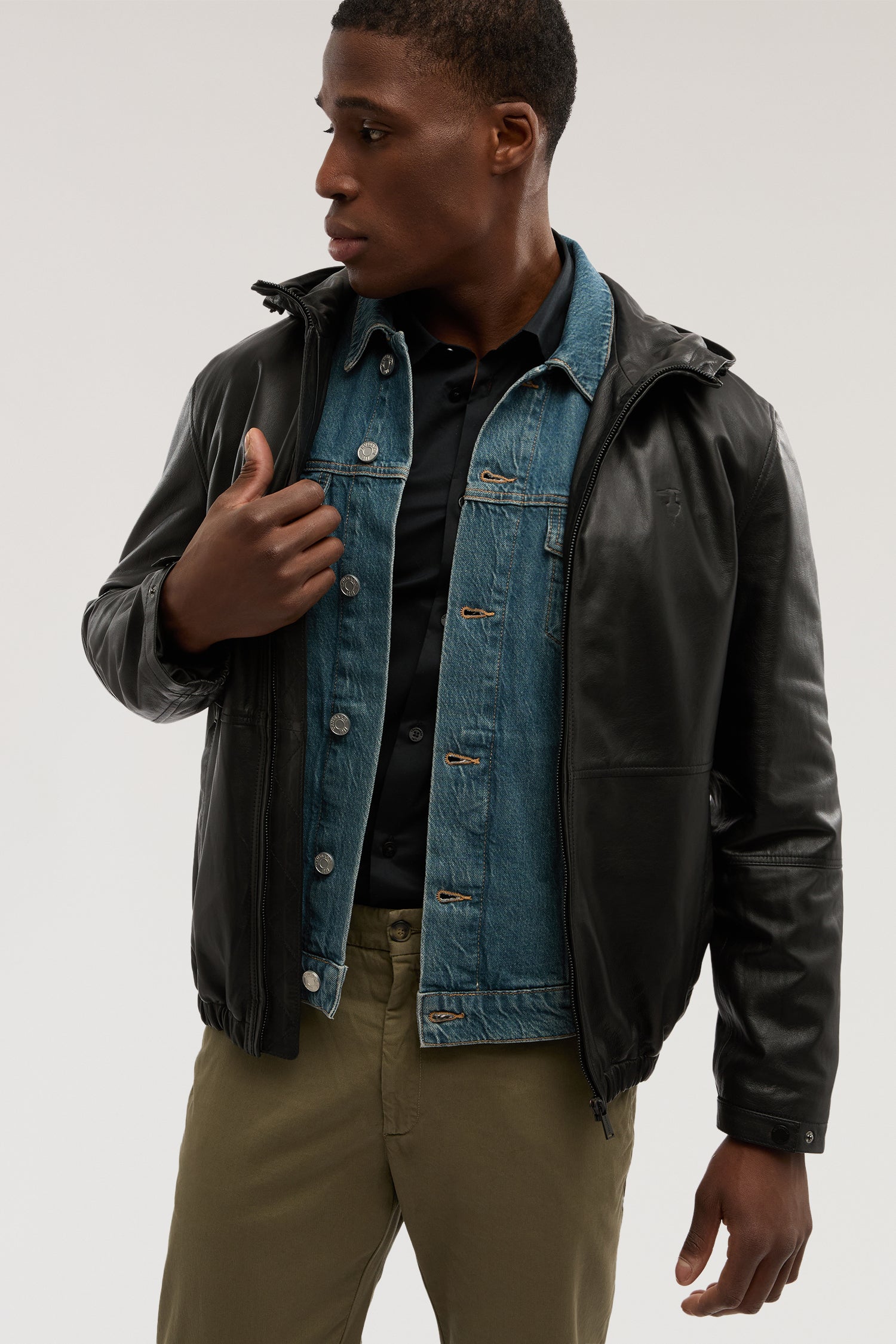 Giacca con cappuccio in pelle metal free 3|8845077eec4cd7c54208928dd21aa9425d1746f307abeff1e7fa9ccb6166550e