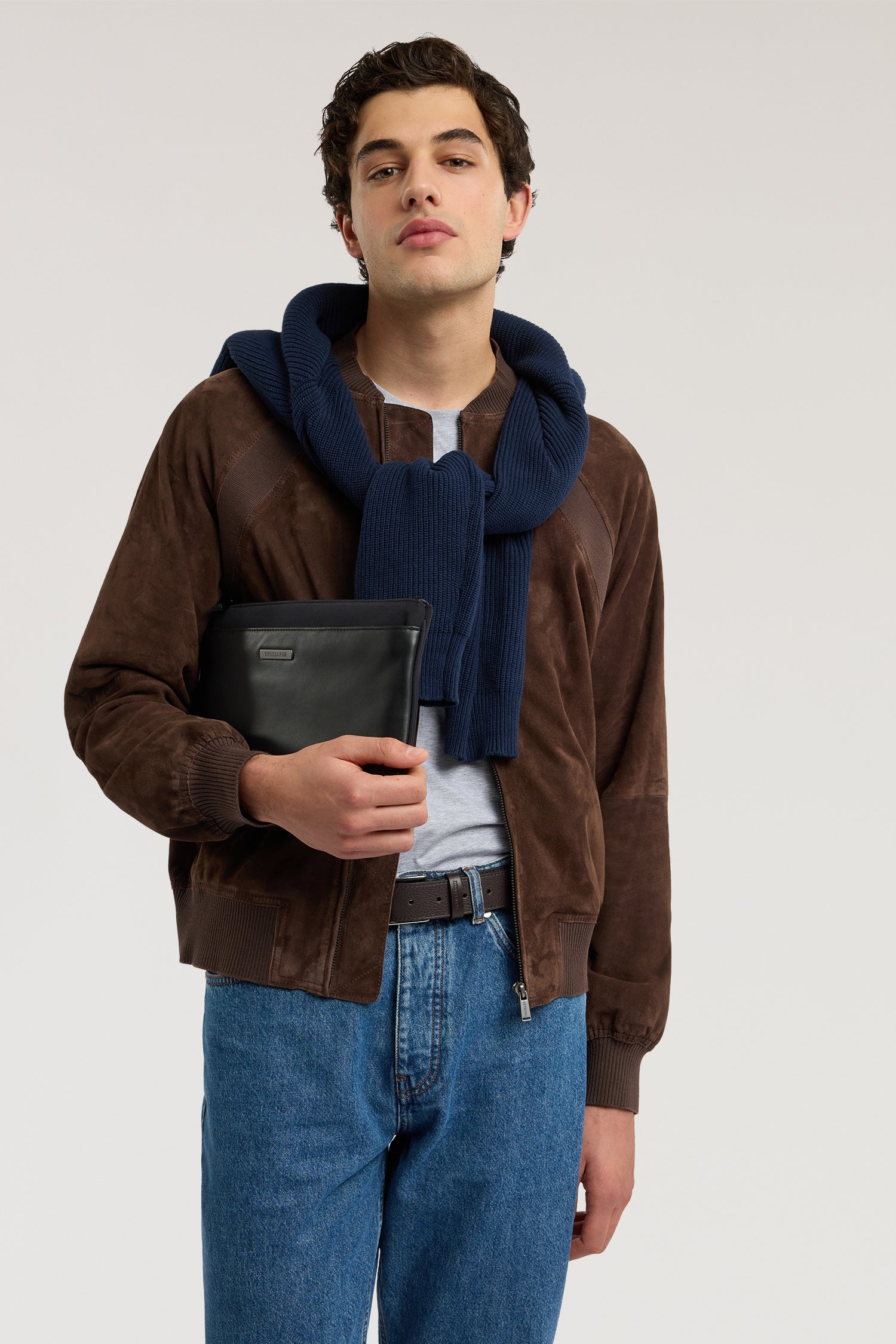 Bomber in suede con dettagli in maglia 4|bfb728e361b28c097309488734ec2699862f486f3fa658446bc7327329e4948e