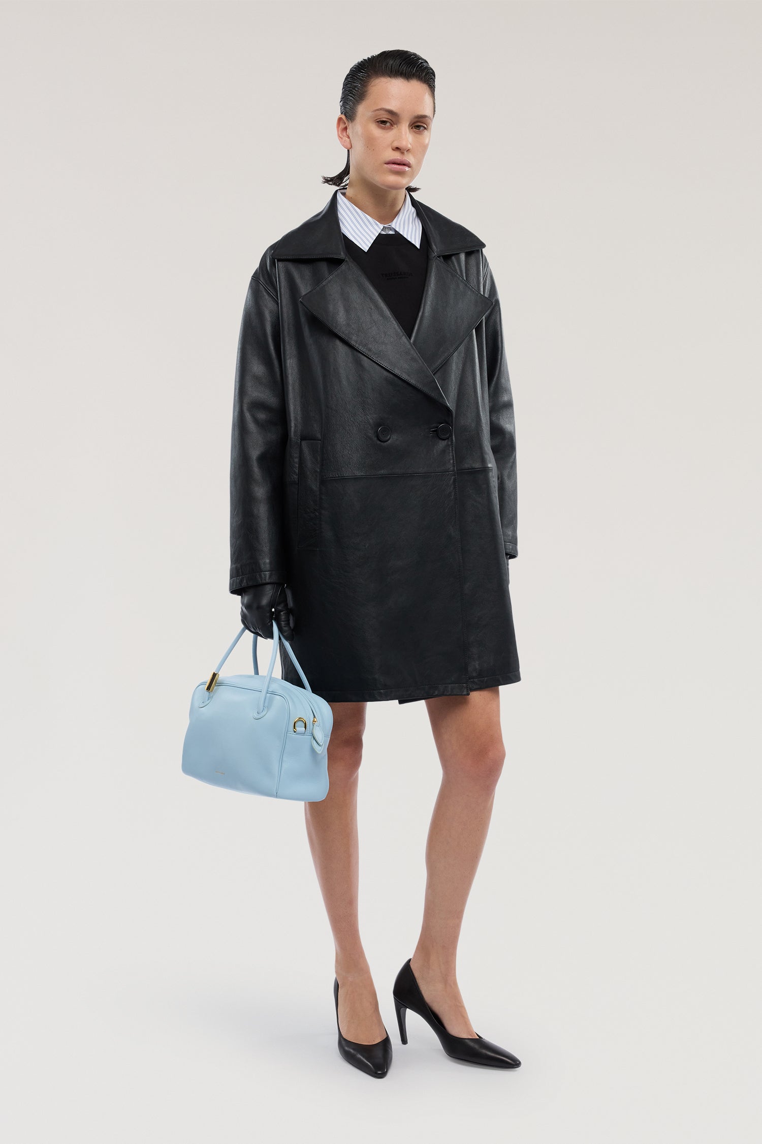 Trench doppiopetto in pelle 4|5cfbf143be655fe95de30a55dda83d8856a756e8503377ac0cc5e961506bd209