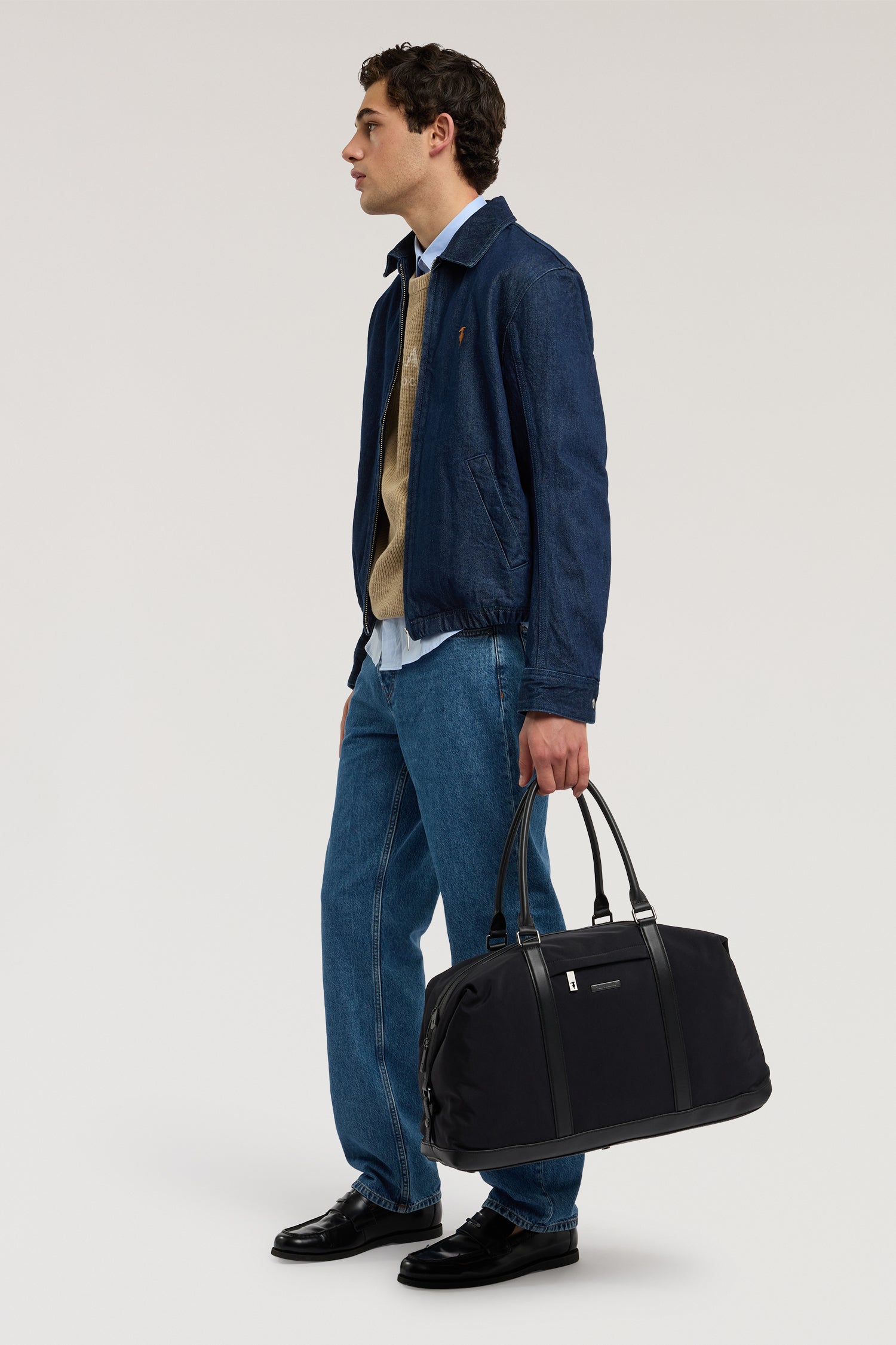 Giacca in denim 4|3cc86c409f5543a26d904974672105eb251ace425ebdc66cedf817b0946e7dfd