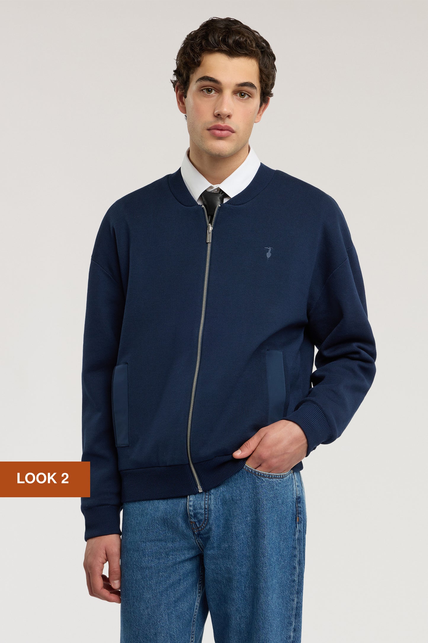 Bomber reversibile in maglia di cotone 3|0767b6a97771d83c5b93d9e8e7fc029c06916ae6145c4178a99fa739b5f327a7