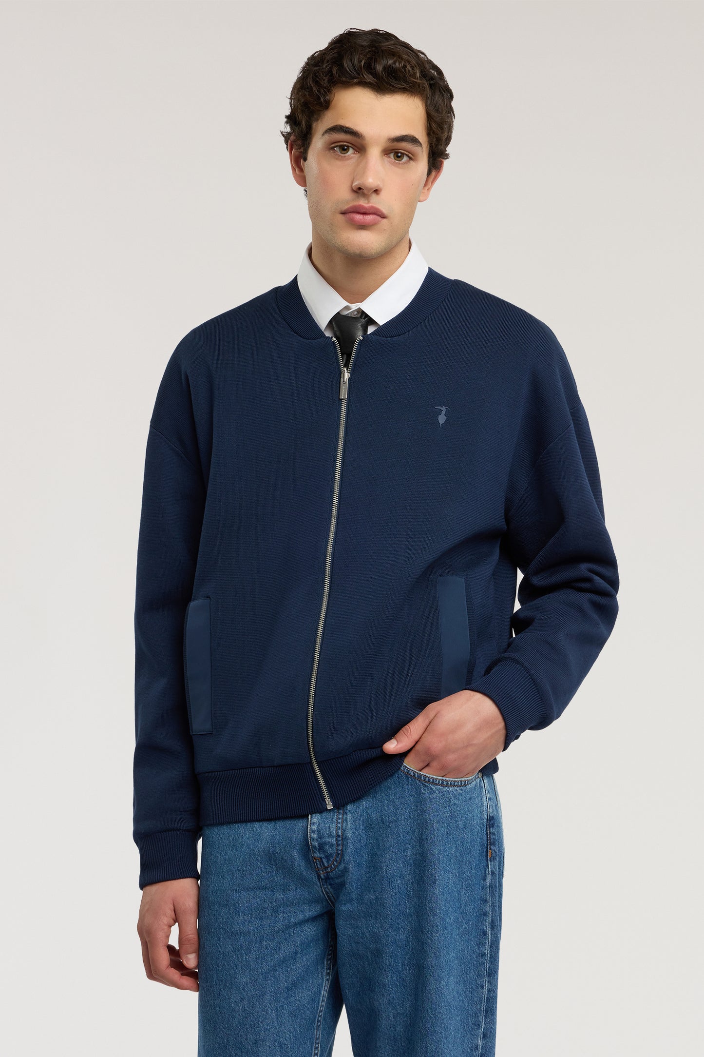 Bomber reversibile in maglia di cotone 2|0767b6a97771d83c5b93d9e8e7fc029c06916ae6145c4178a99fa739b5f327a7