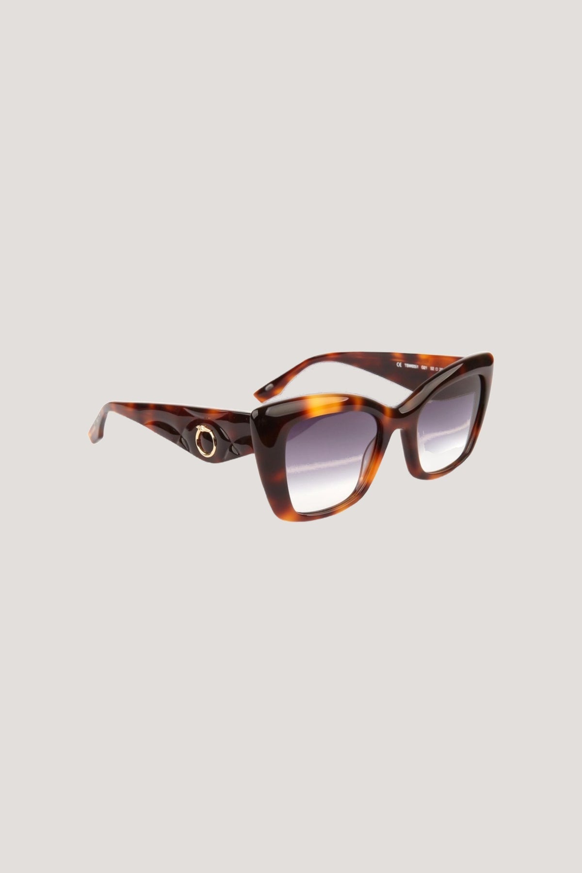 Occhiali da sole oversize in acetato 1|e5d45f0c40a67643b8c0e911cfb98f55928d3128d38f6a25ed273f21688875d2