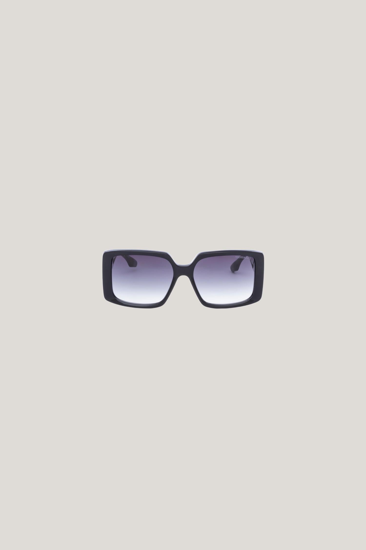 Occhiali da sole squadrati 2|6e523bc7ab5e8b3c23e0644b700d59342f68029da2be92c70da224fc7d43a276