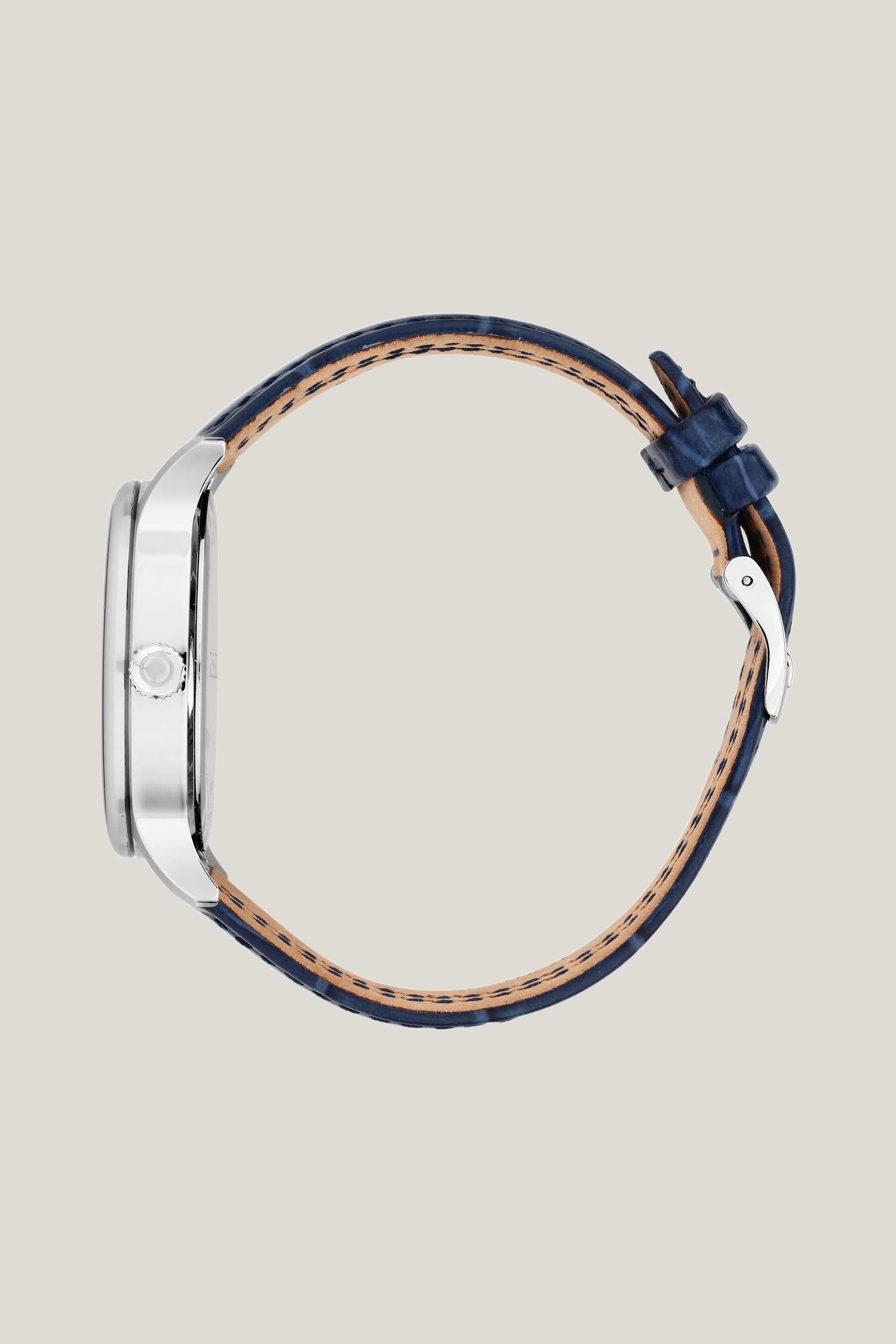 Orologio in acciaio e pelle 2|5667adff4586c023567c164a2d4c66a5e5171a81634cd7ba85b3027242bbef0c